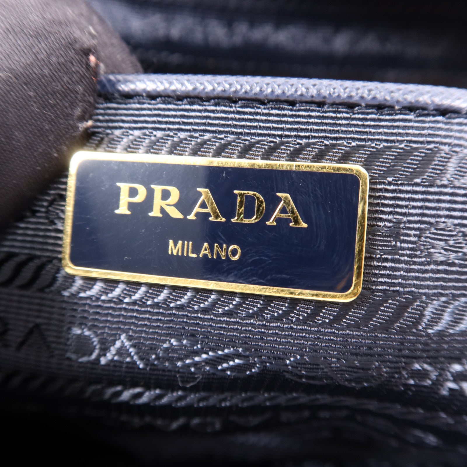 PRADA 尼龍Tessuto金扣手挽肩背兩用袋