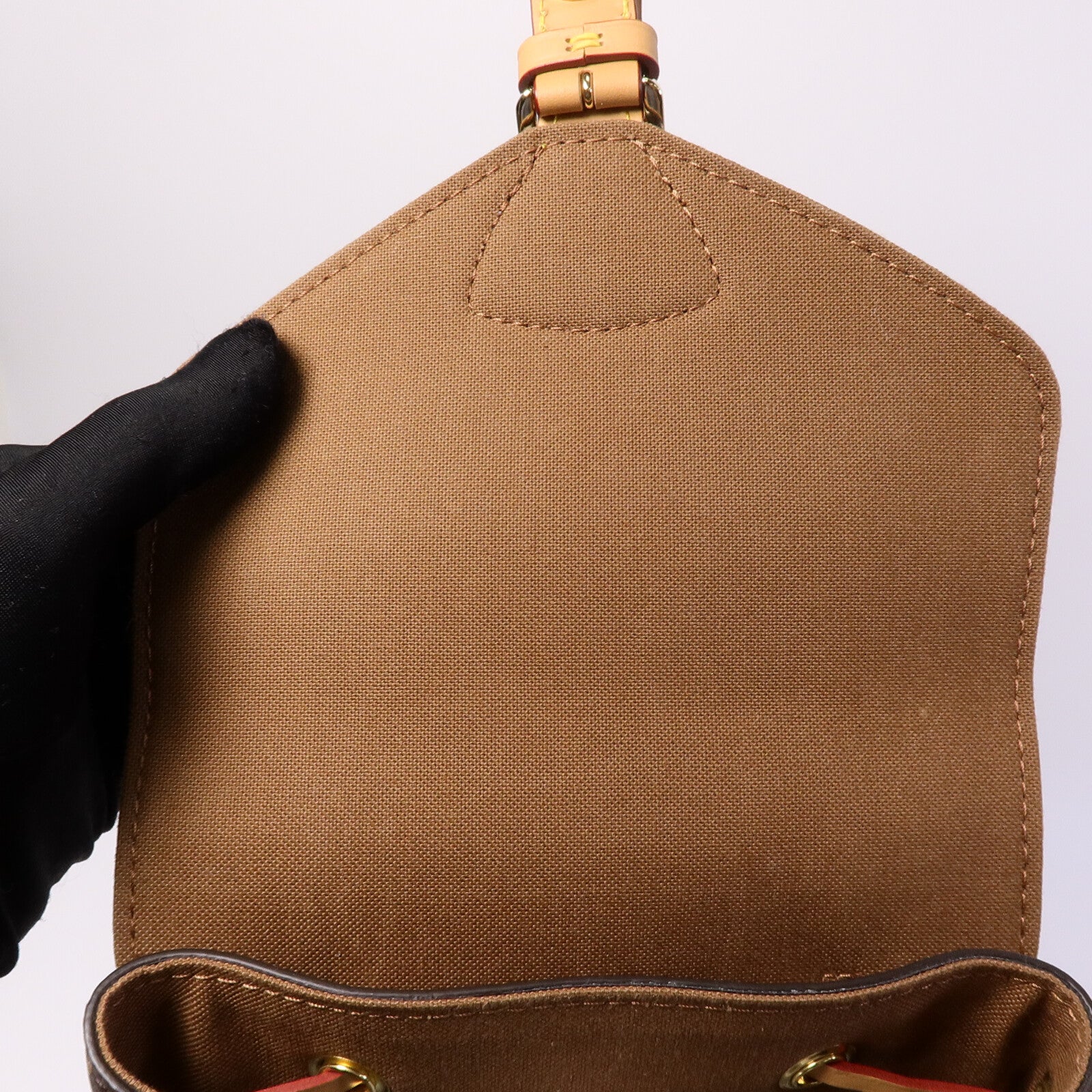 LOUIS VUITTON Monogram Montsouris背包