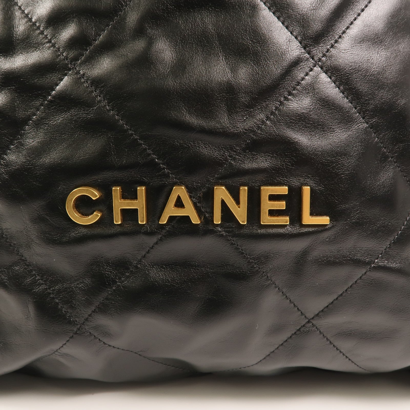 CHANEL 【激減優惠】牛皮皮革Chanel 22 Backpack金扣鏈帶背包