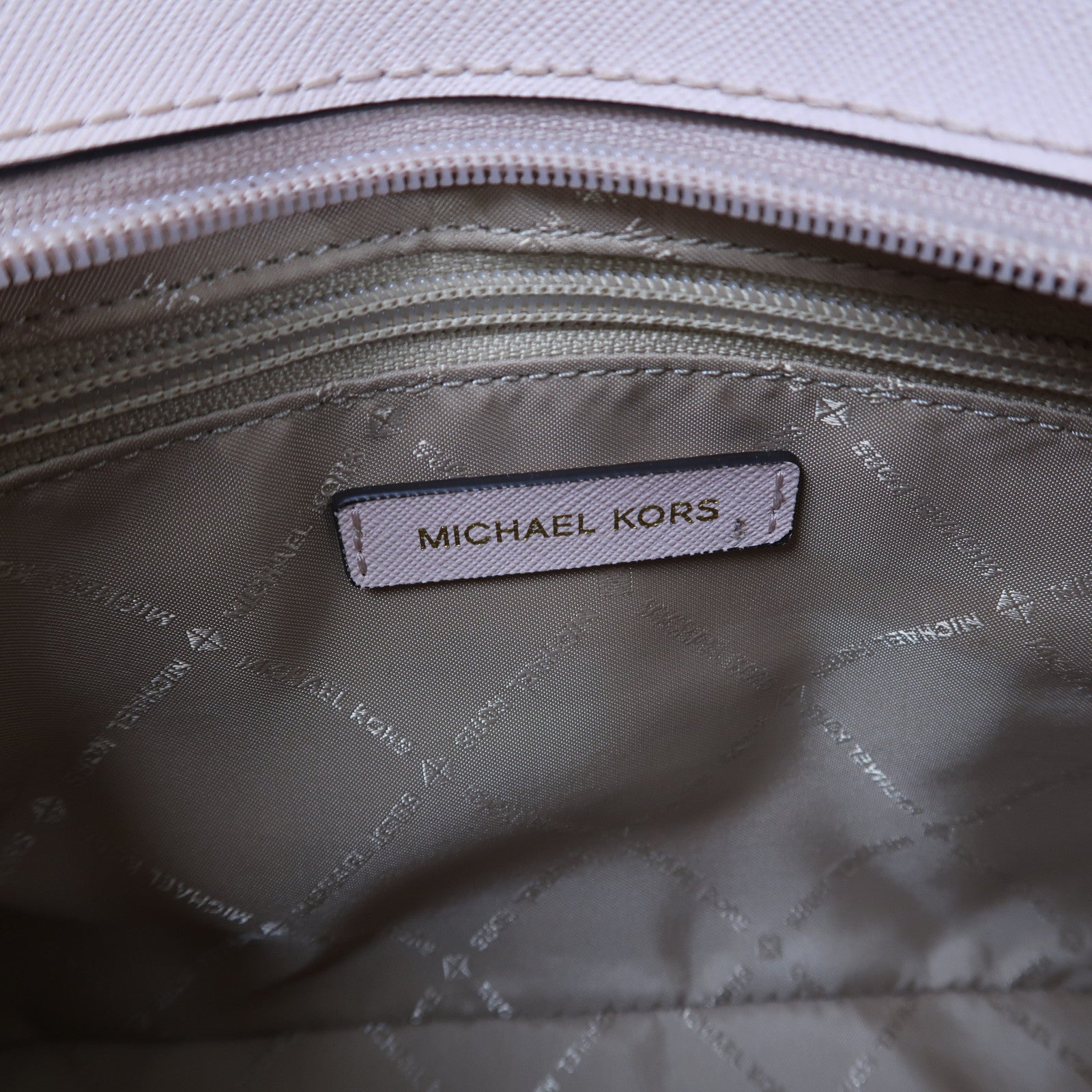 Michael Kors 牛皮皮革2 Way Shoulder金扣手挽肩背兩用袋粉紅色