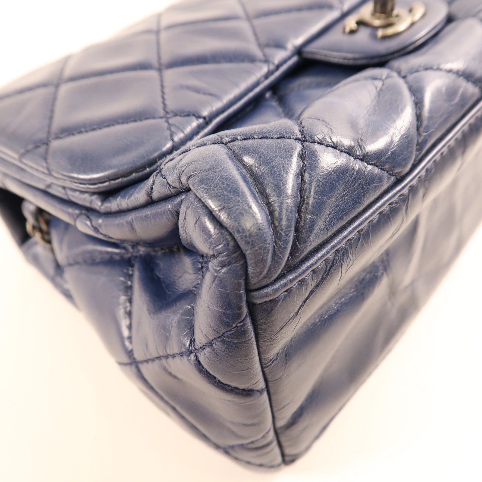 CHANEL 牛皮皮革Shoulder Bag銀扣鏈帶肩背袋