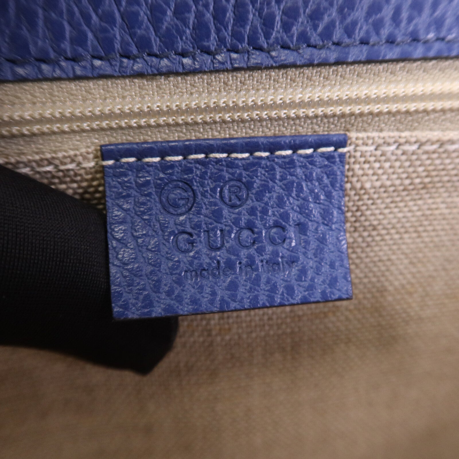 GUCCI 牛皮皮革Interlocking GG Bag金扣肩背袋