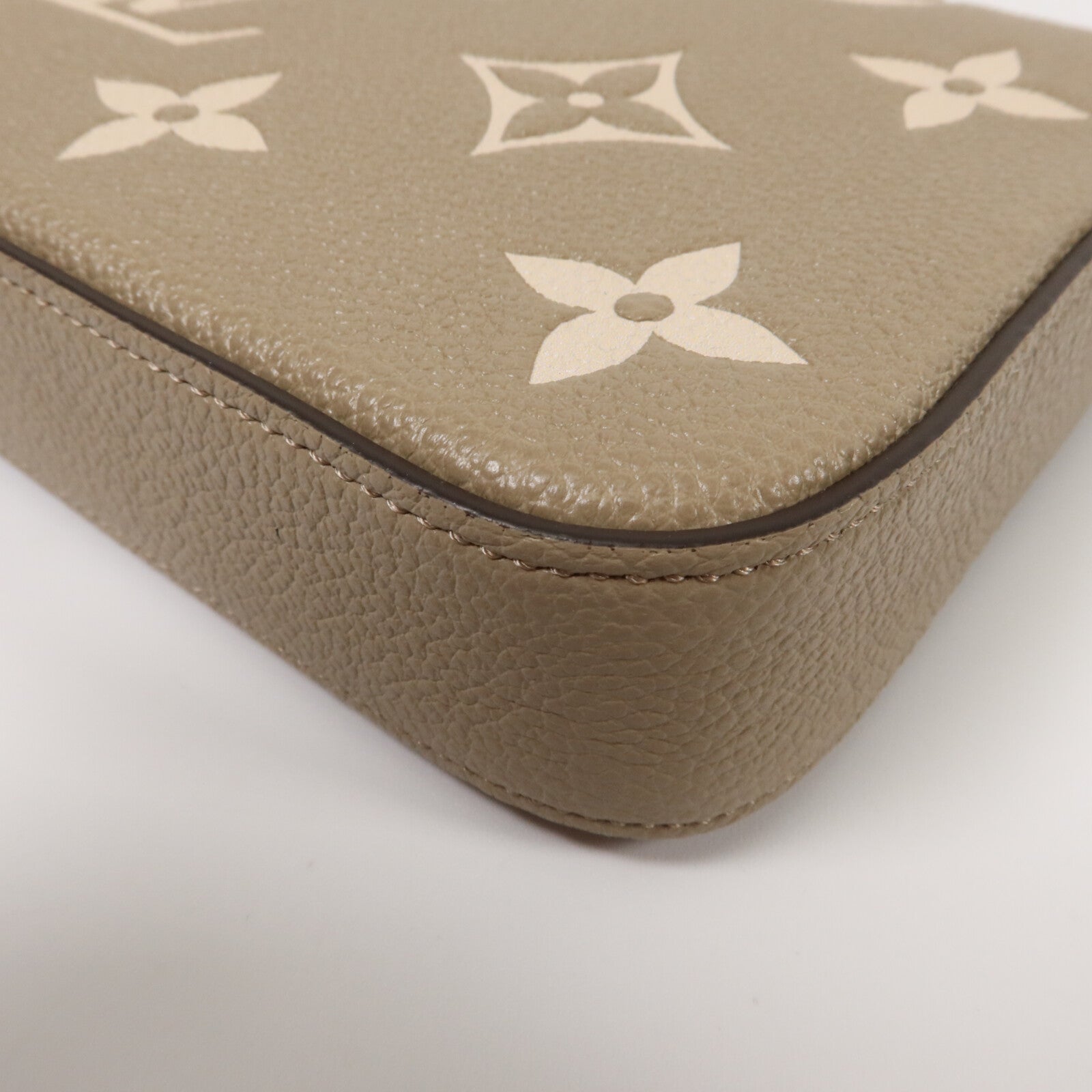 LOUIS VUITTON Monogram Empreinte Felicie Pochette金扣鏈帶肩背袋
