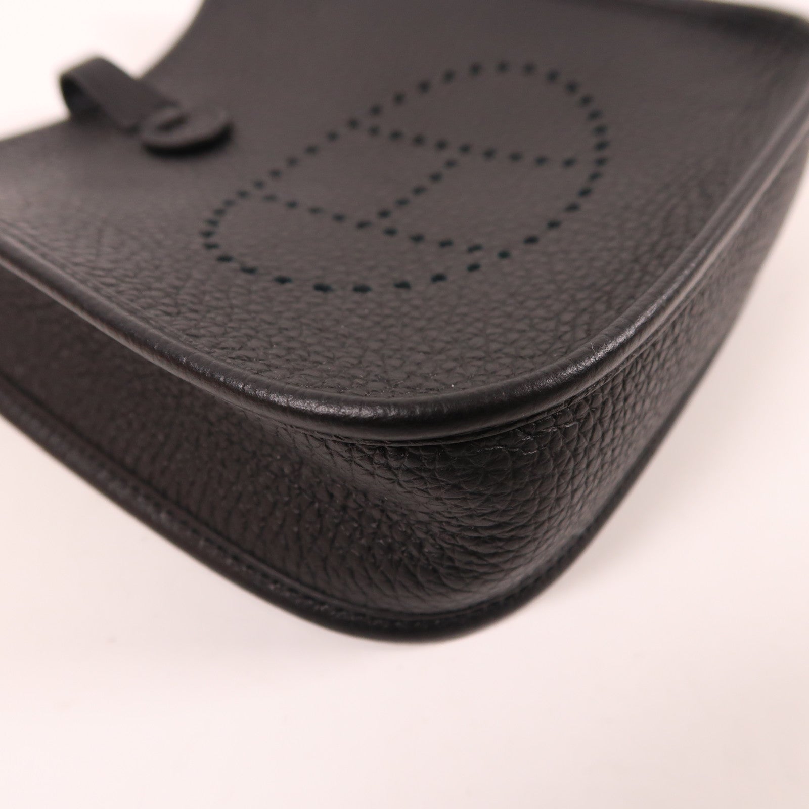 HERMES Clemence皮革Evelyne TPM銀扣肩背袋黑色