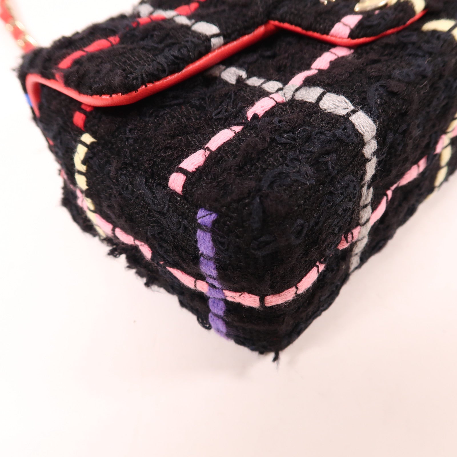 CHANEL 羊毛/粗花呢Mini Flap Bag金扣鏈帶肩背袋