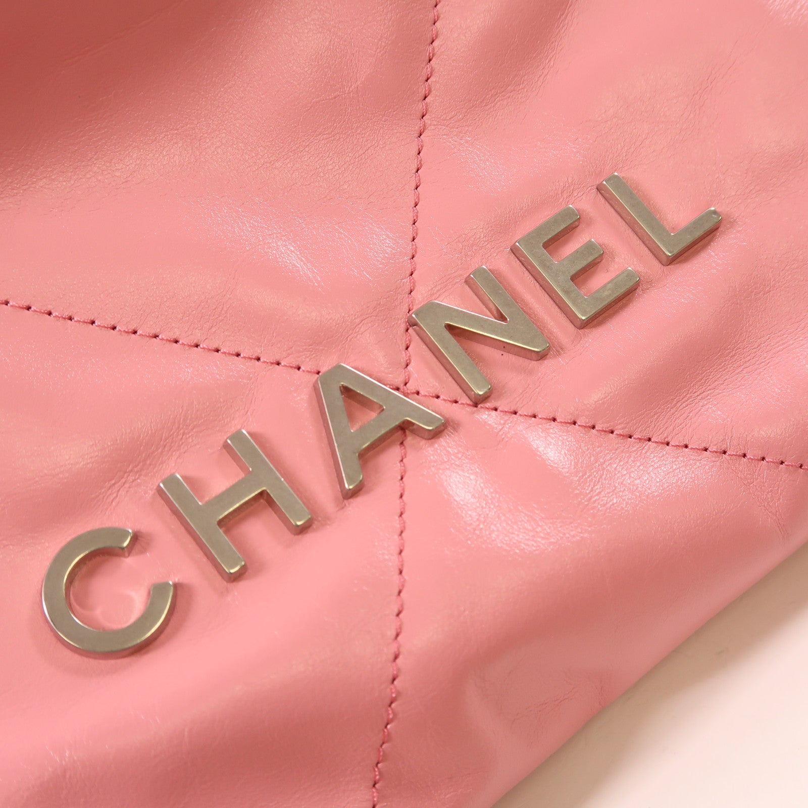 CHANEL【激減優惠】 牛皮皮革Chanel 22 Mini銀扣鏈帶手挽肩背兩用袋