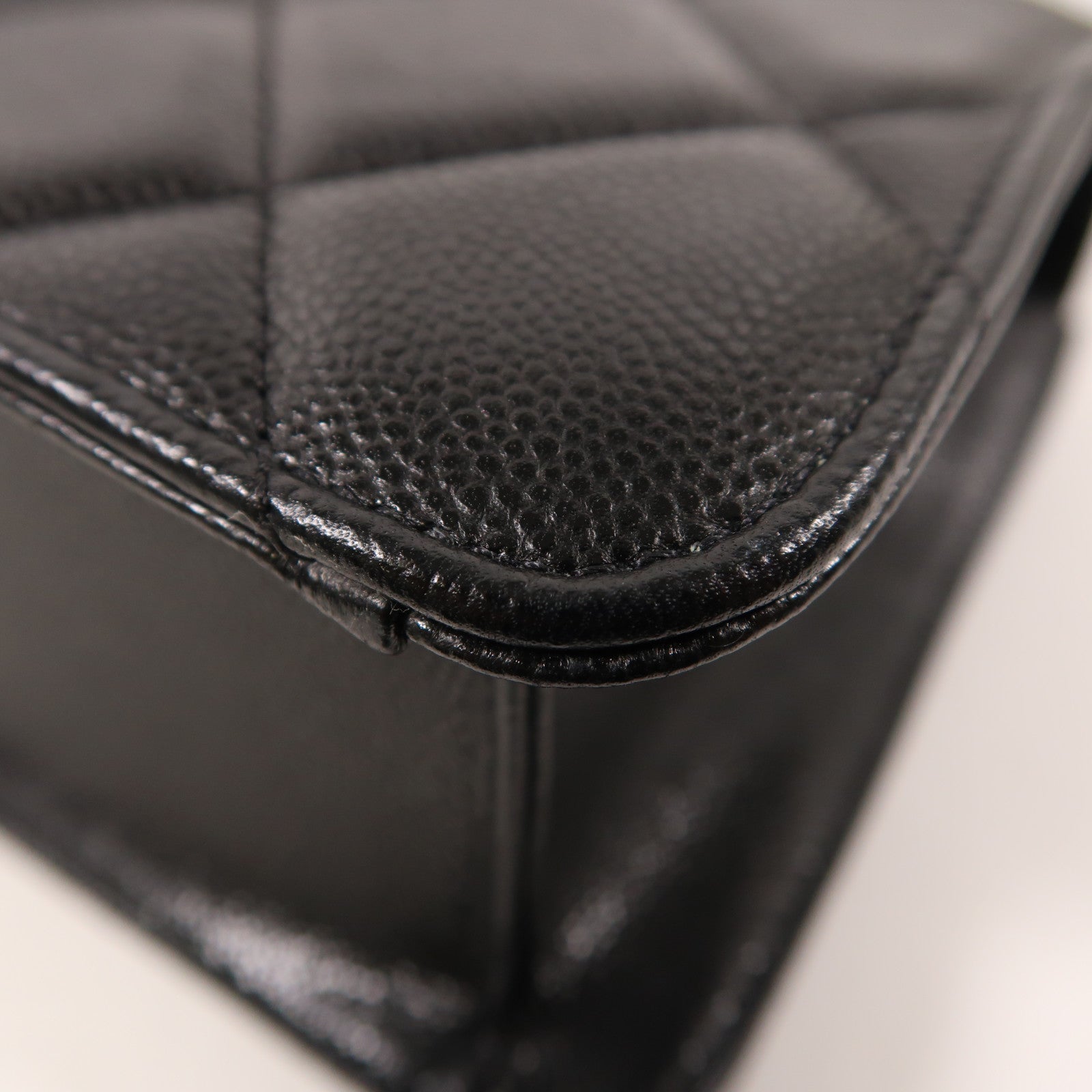 CHANEL 牛皮皮革Chain Shoulder金扣鏈帶肩背袋