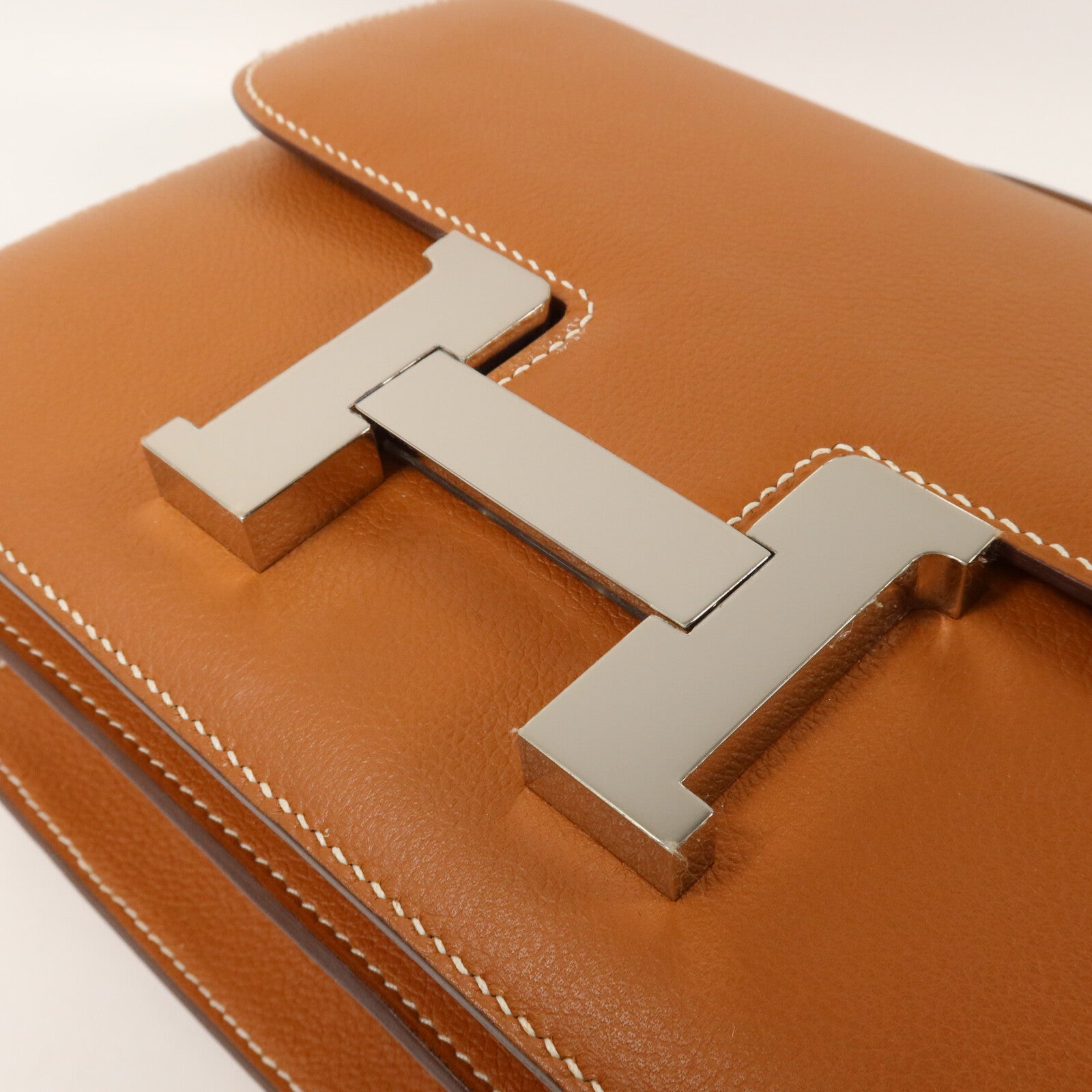 HERMES Evercolor皮革Constance 24肩背袋Gold