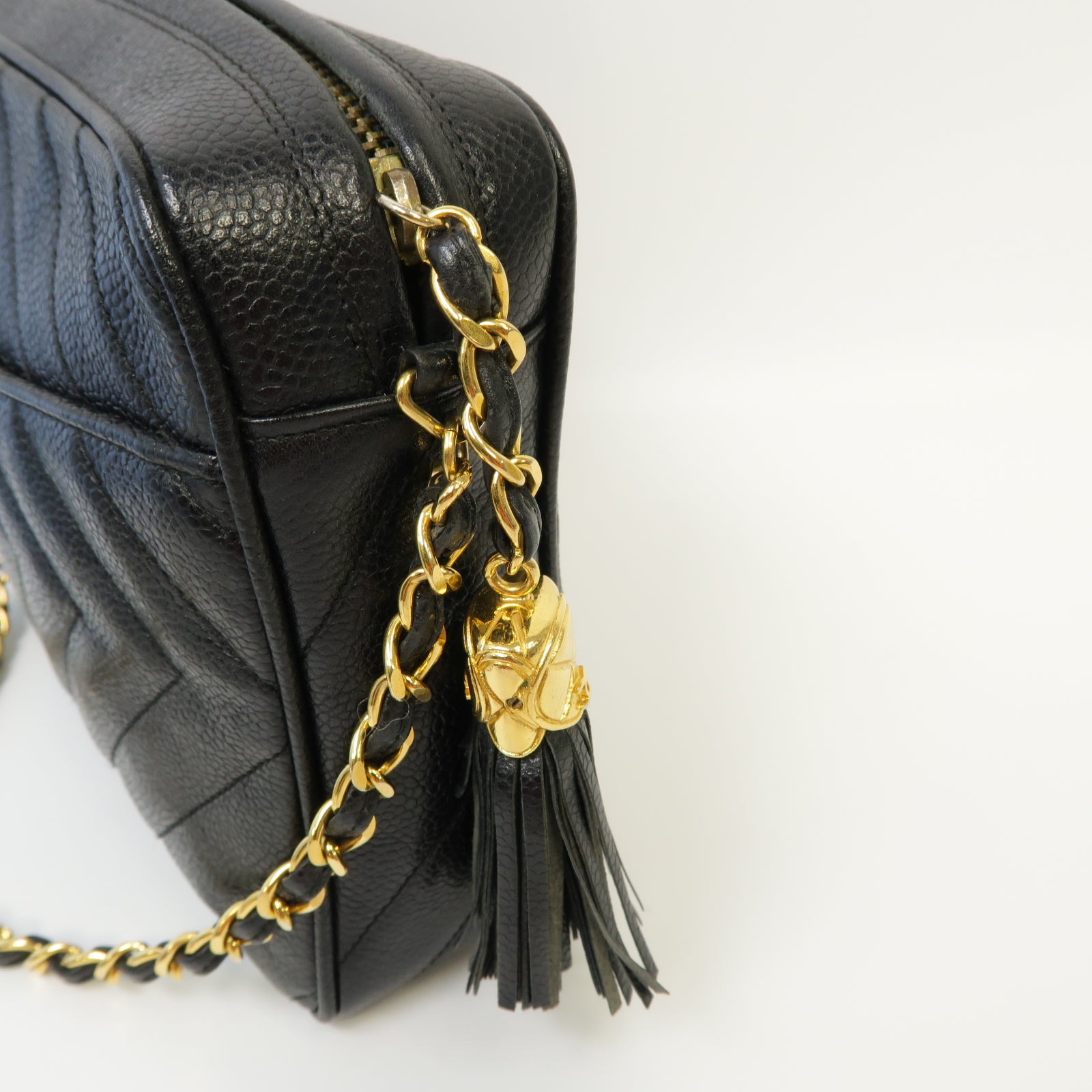 CHANEL 【激減優惠】Caviar皮革Vintage Tassel Camera Bag金扣鏈帶肩背袋黑色