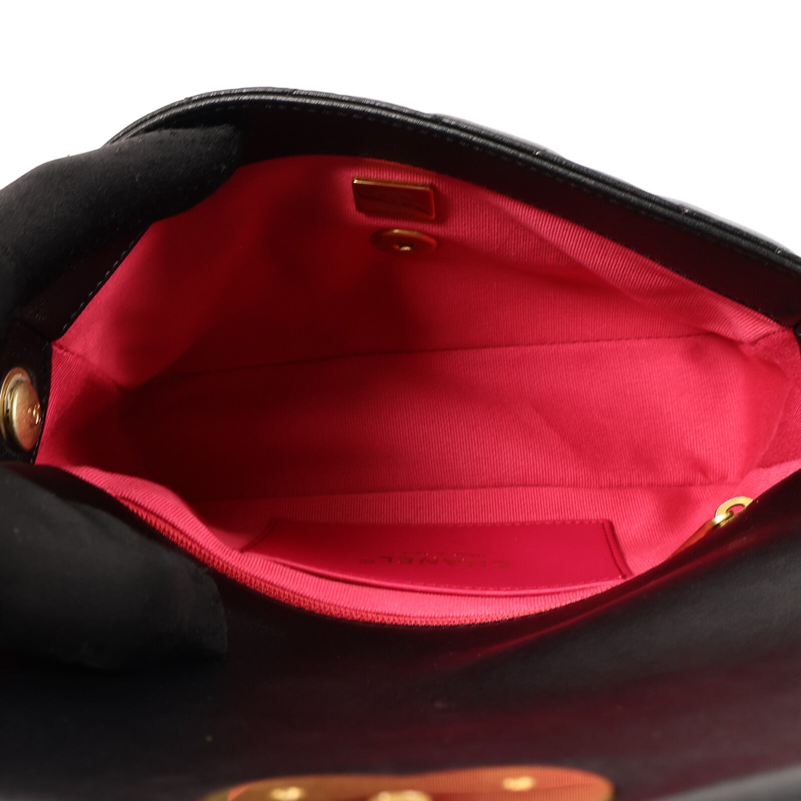 CHANEL 羊皮皮革CC Heart Flap Bag鏈帶肩背袋