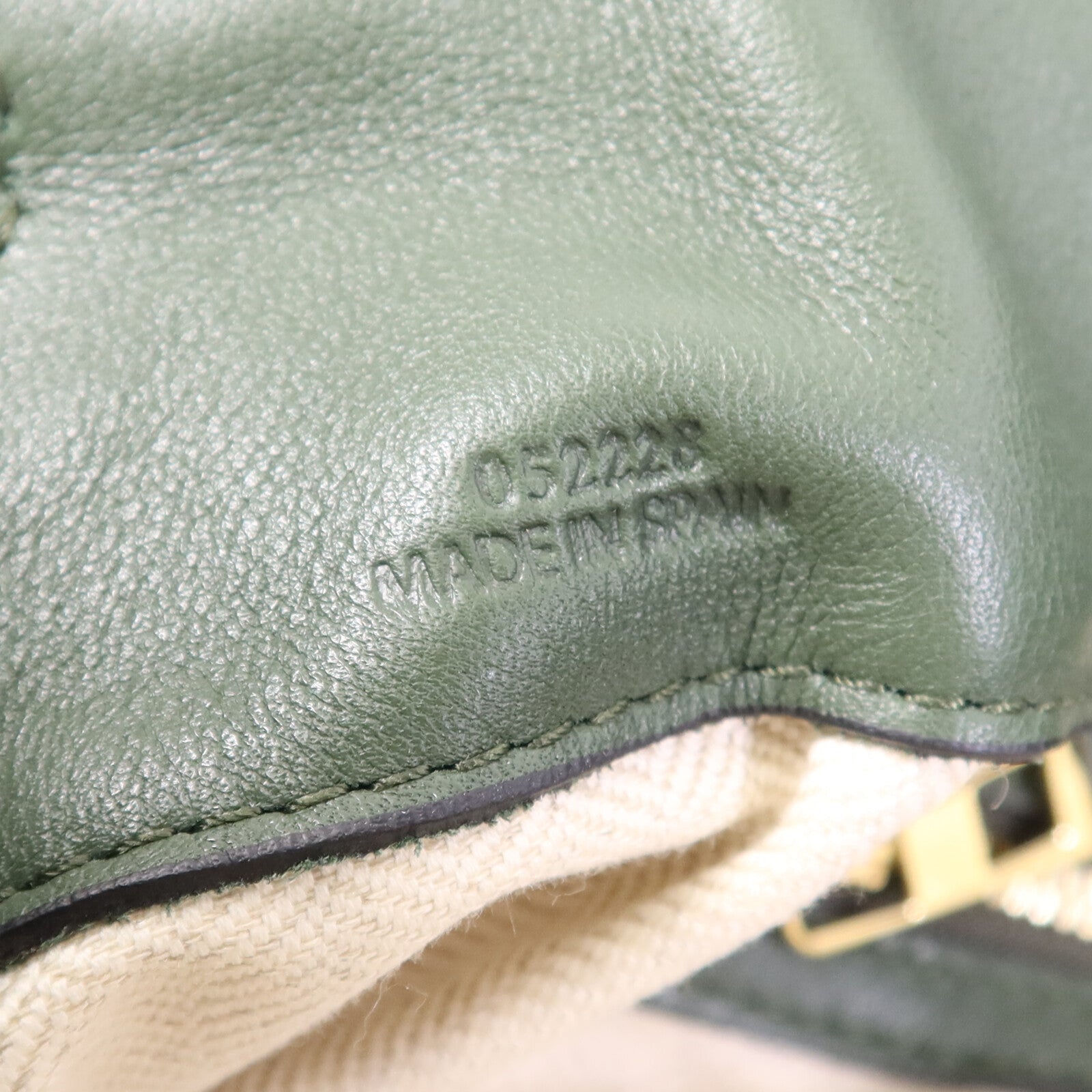 LOEWE 牛皮皮革Flamenco Large金扣肩背袋