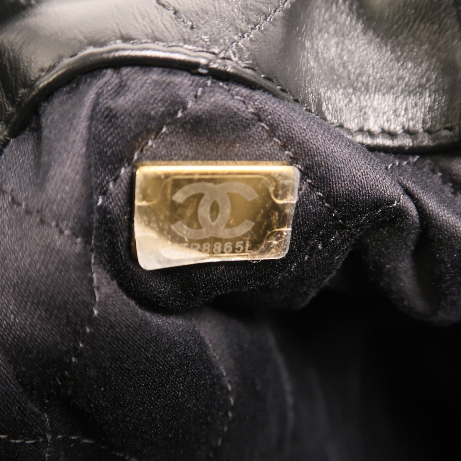 CHANEL 【激減優惠】牛皮皮革Chanel 22 Backpack金扣鏈帶背包