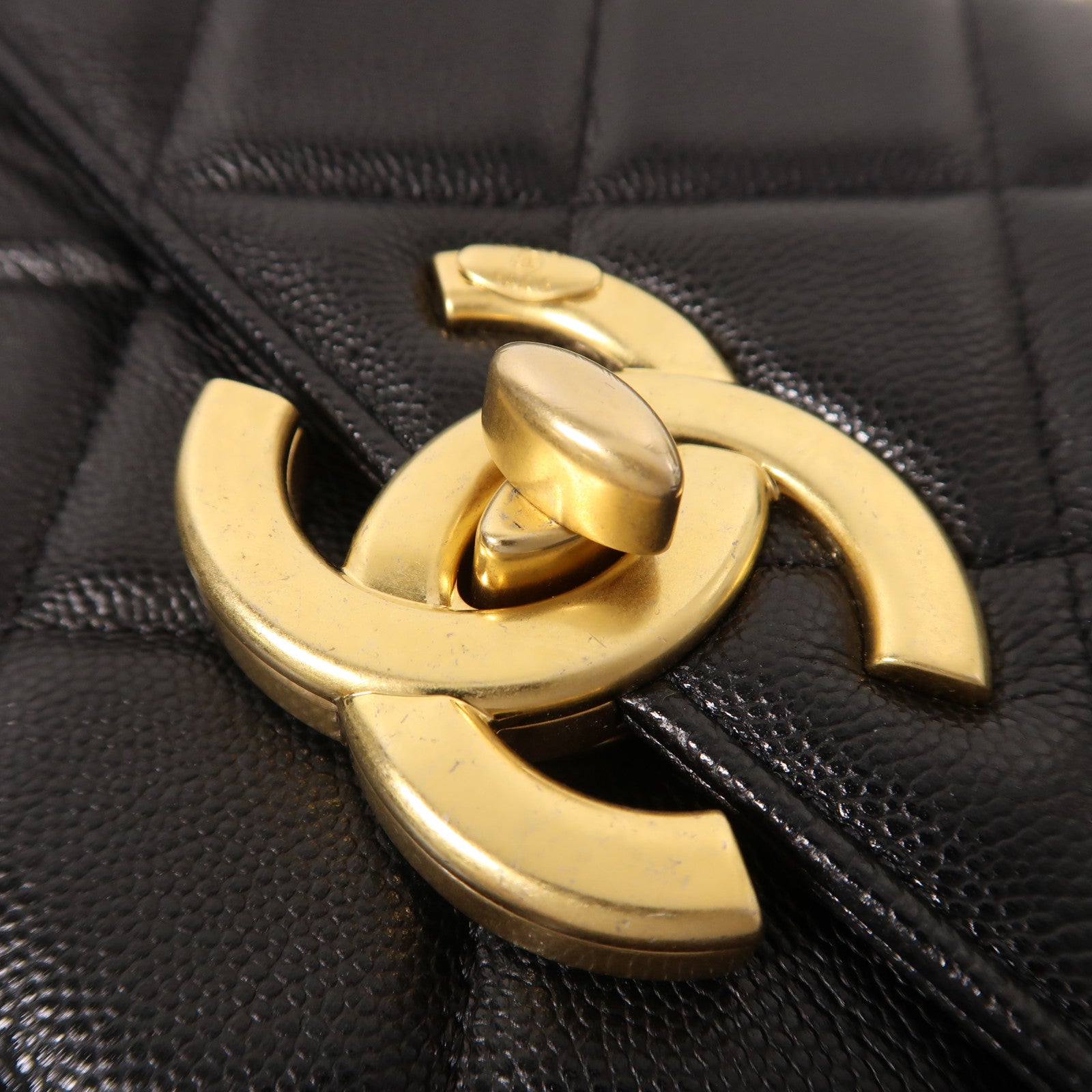 CHANEL 牛皮皮革Chain Shoulder金扣鏈帶肩背袋