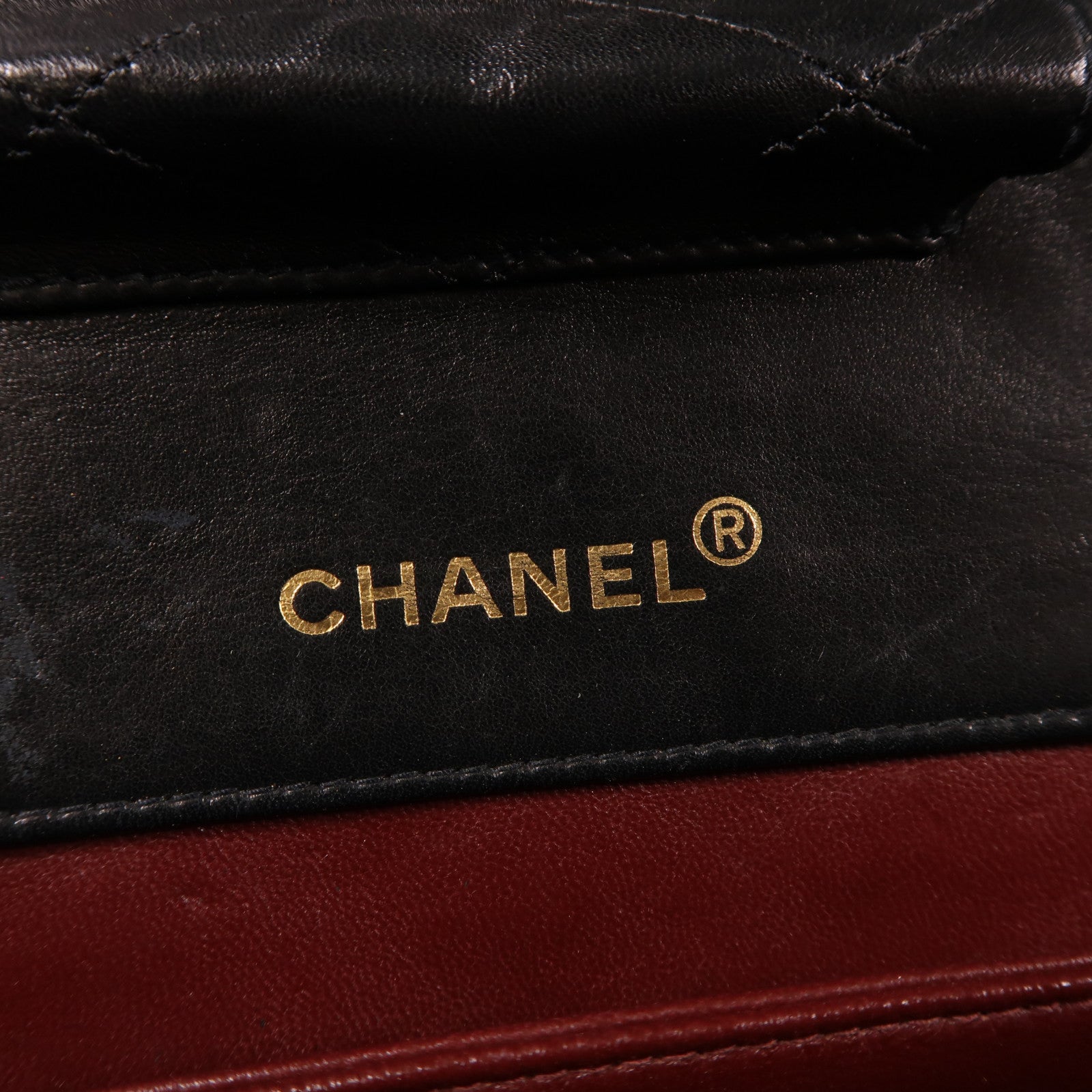 CHANEL 羊皮皮革Chain Shoulder金扣鏈帶肩背袋黑色