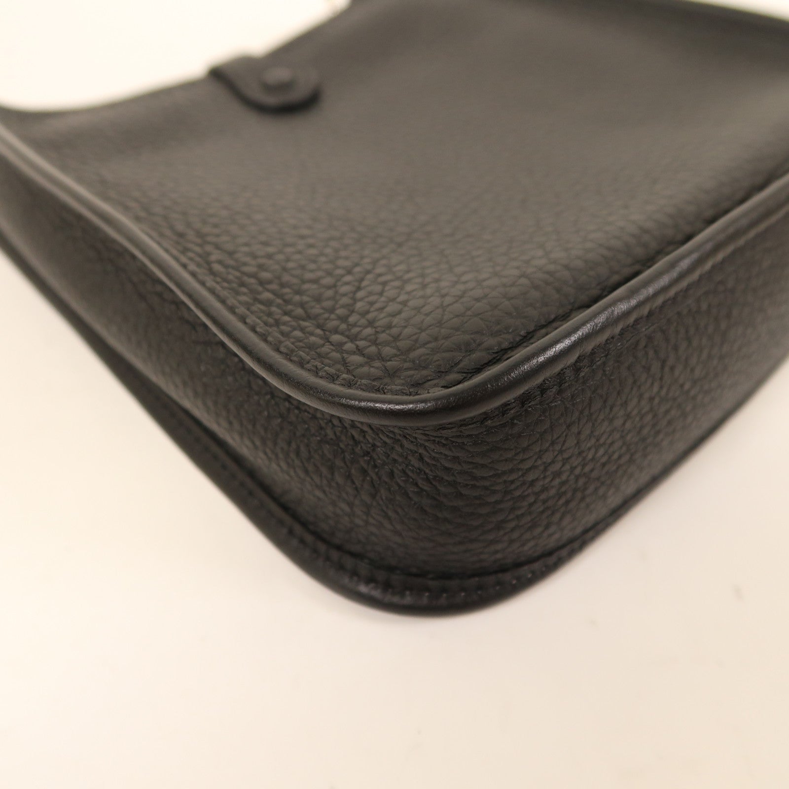 HERMES Clemence皮革Evelyne TPM銀扣肩背袋黑色