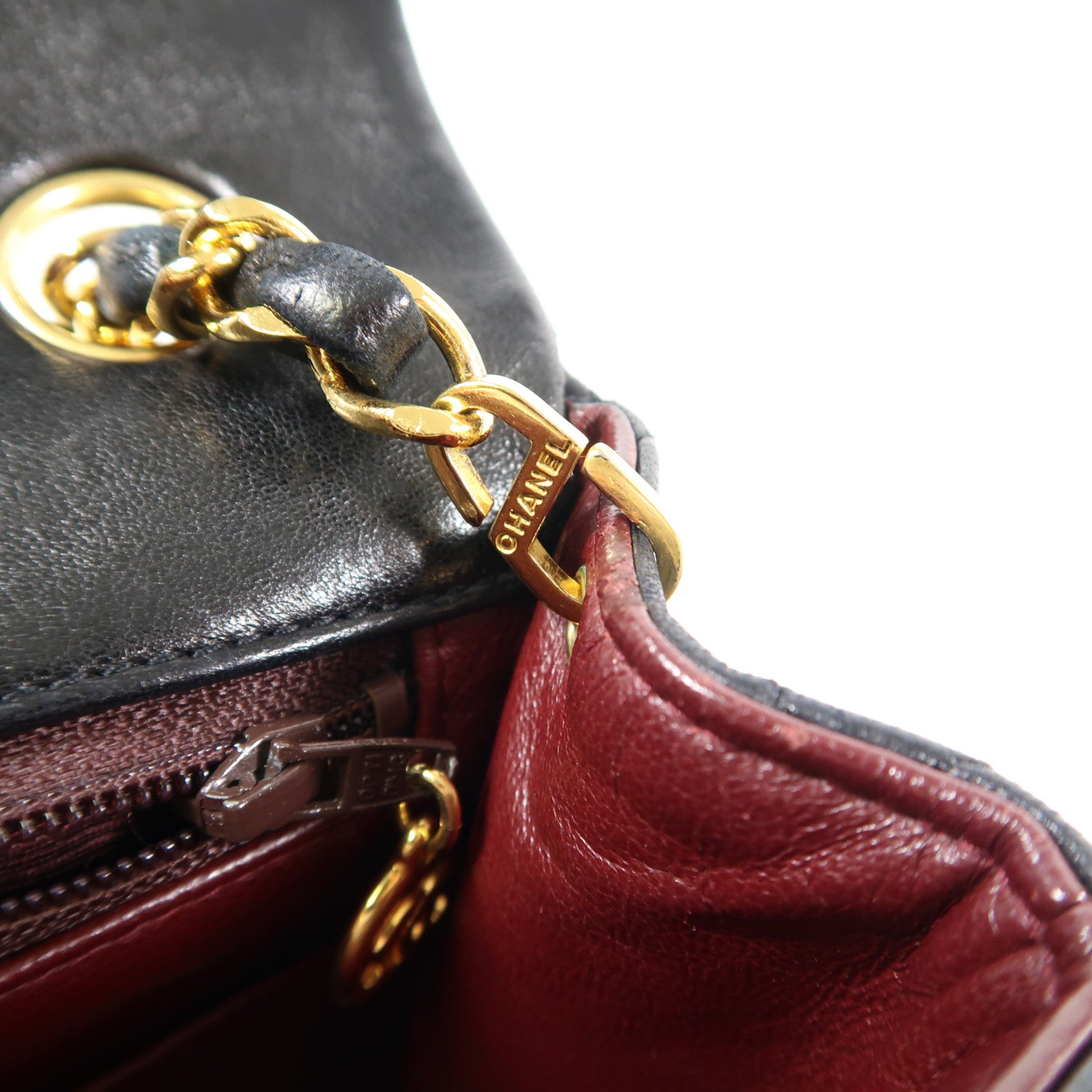 CHANEL 羊皮皮革Chain Shoulder金扣鏈帶肩背袋