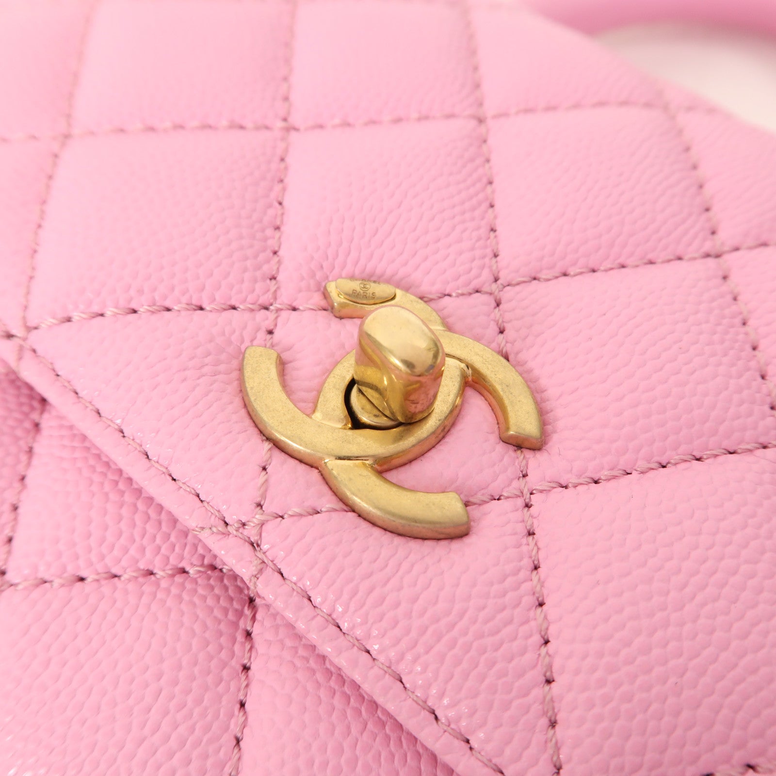 CHANEL 菱格Caviar皮革Mini Coco Handle金扣手挽肩背兩用袋粉紅色