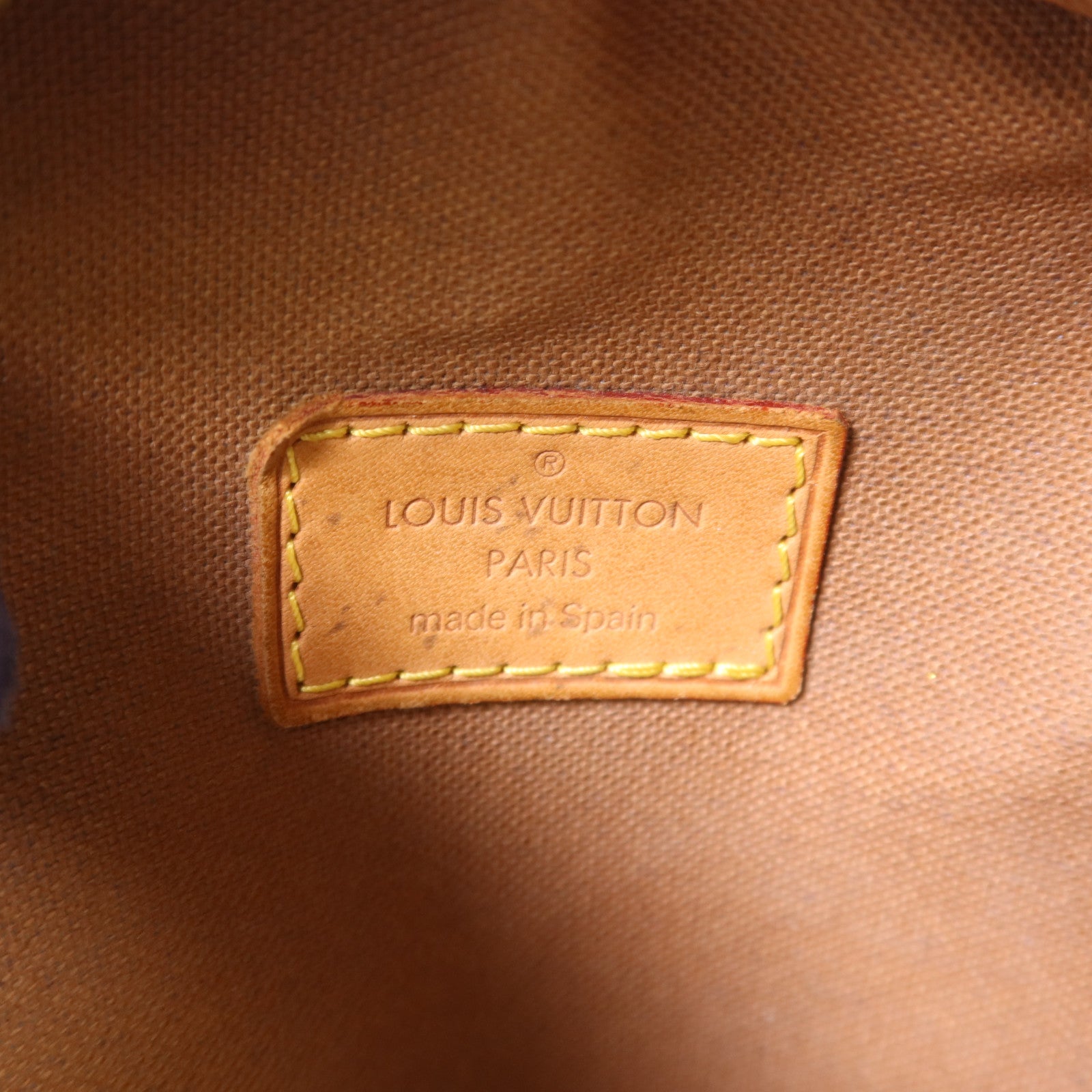 LOUIS VUITTON Monogram Pochette Gange金扣肩背袋