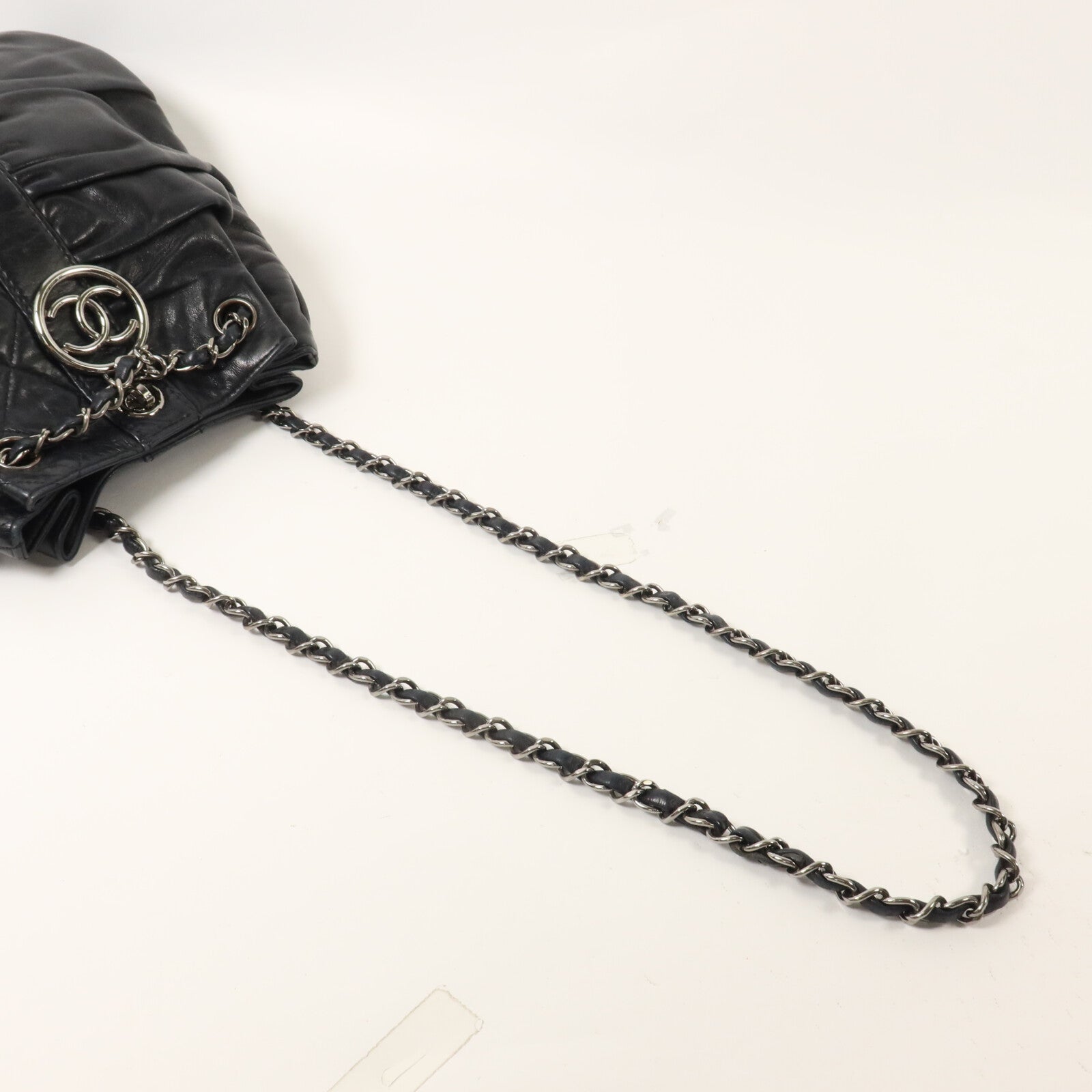 CHANEL 牛皮皮革Pile Ou Face Bag鏈帶肩背袋