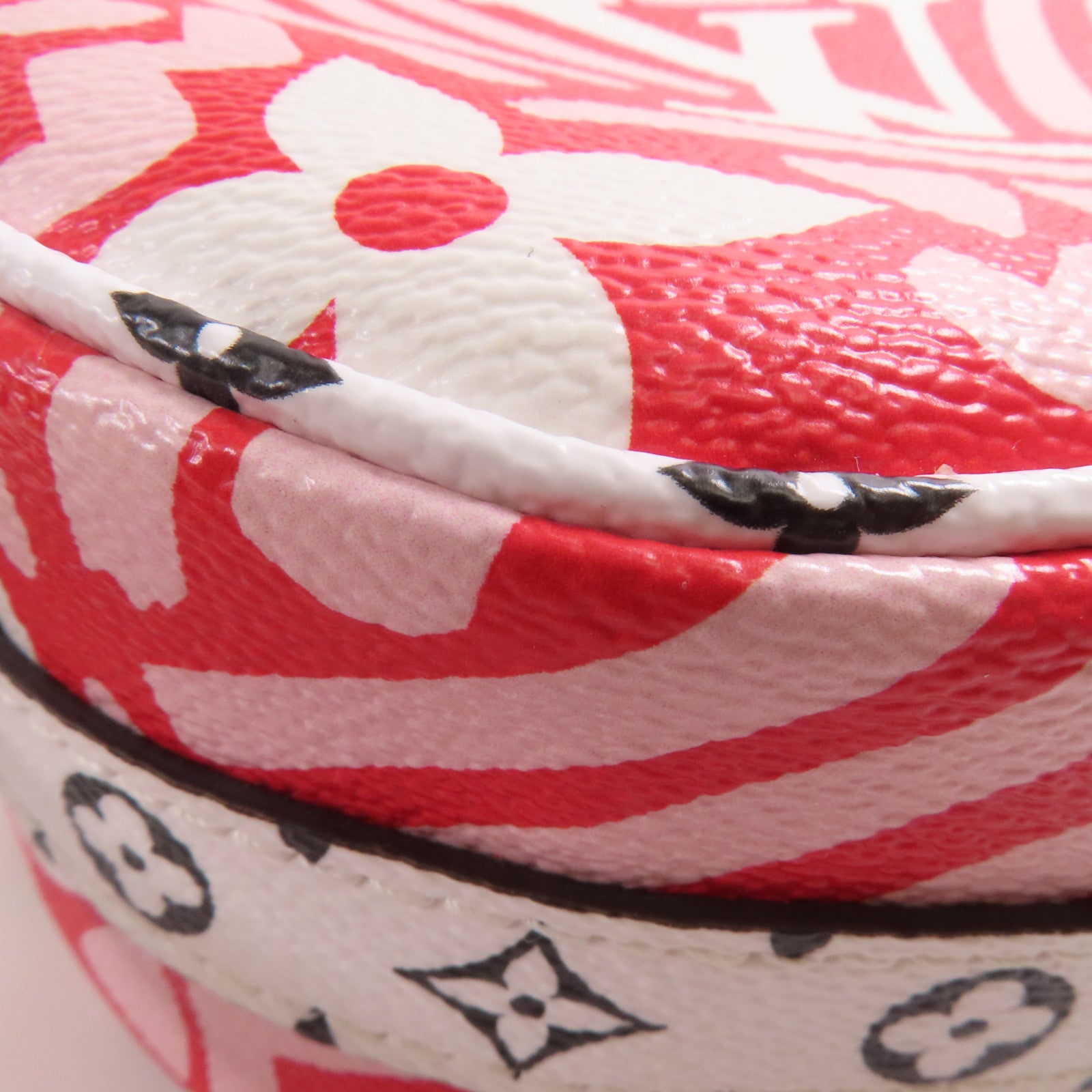 LOUIS VUITTON Monogram Giant Crafty Boite Chapoe Soupe金扣肩背袋