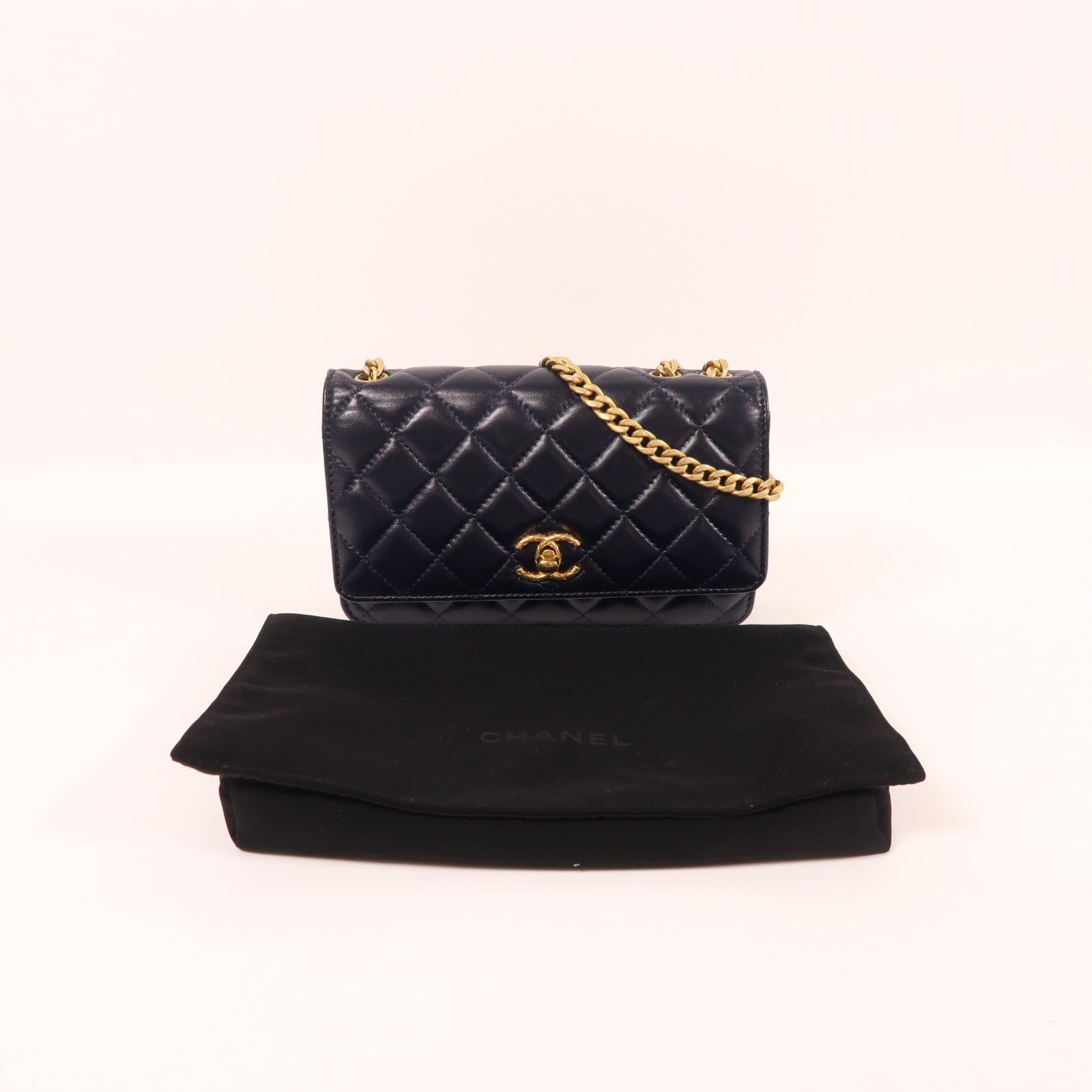 CHANEL 羊皮皮革WOC金扣鏈帶肩背袋藍色