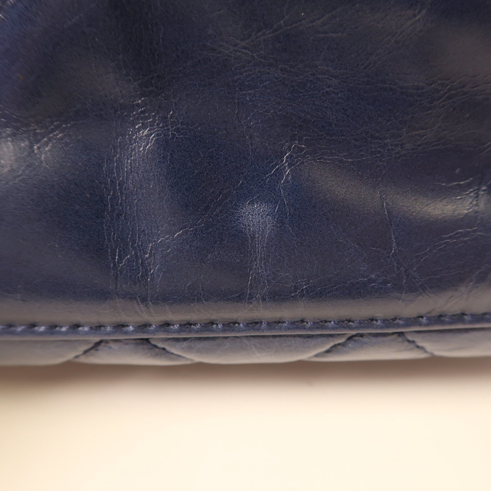 CHANEL 牛皮皮革Shoulder Bag銀扣鏈帶肩背袋