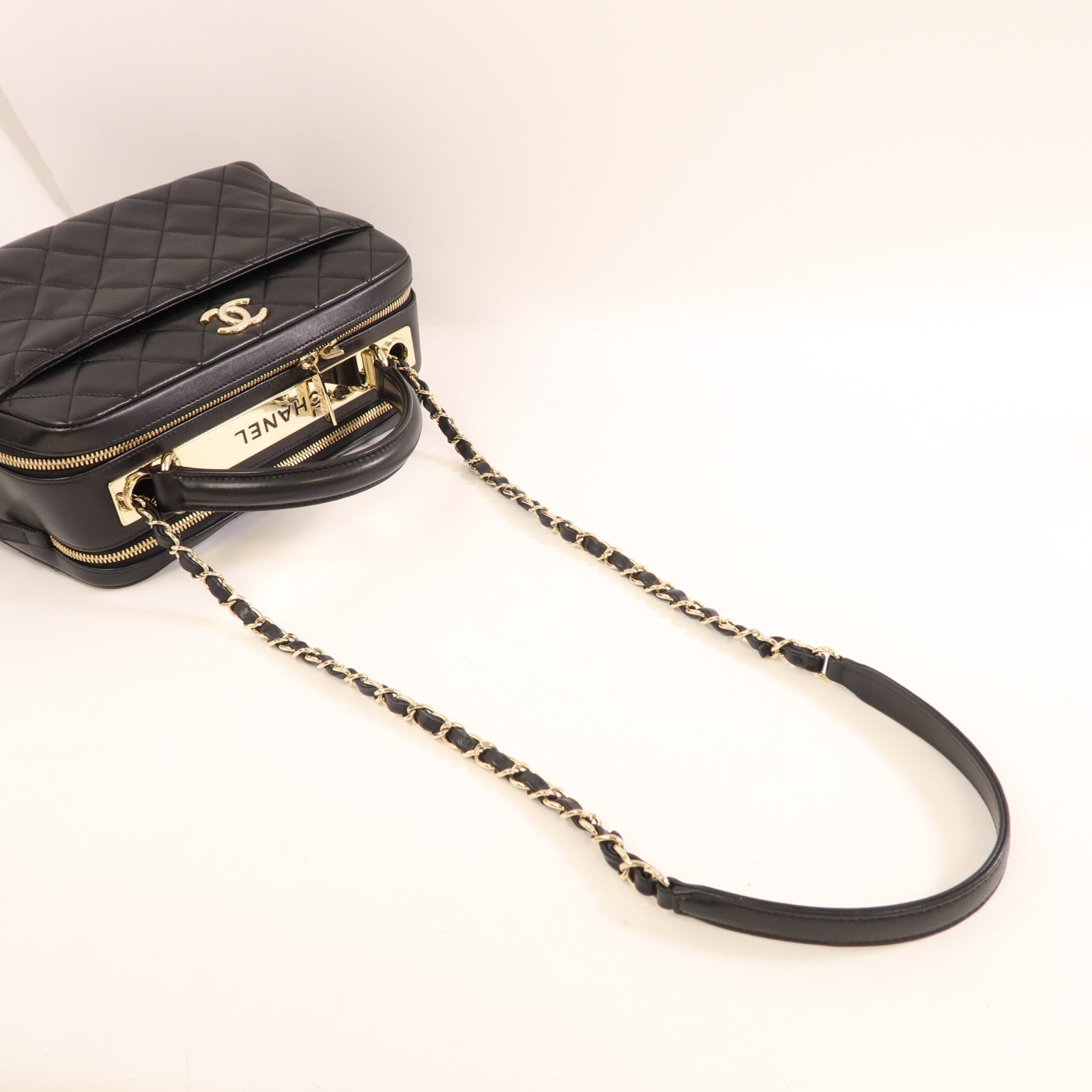 CHANEL 羊皮皮革Chain Shoulder金扣手挽肩背兩用袋
