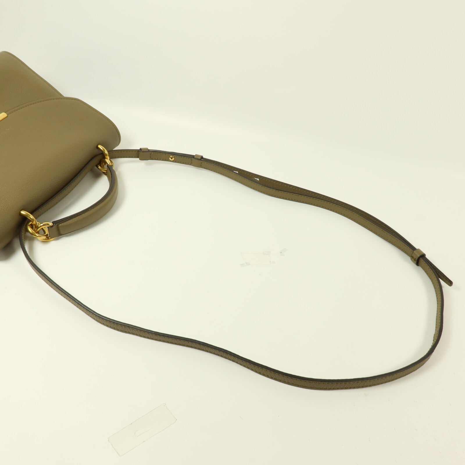 Salvatore Ferragamo 牛皮皮革Margot Gancini手挽肩背兩用袋