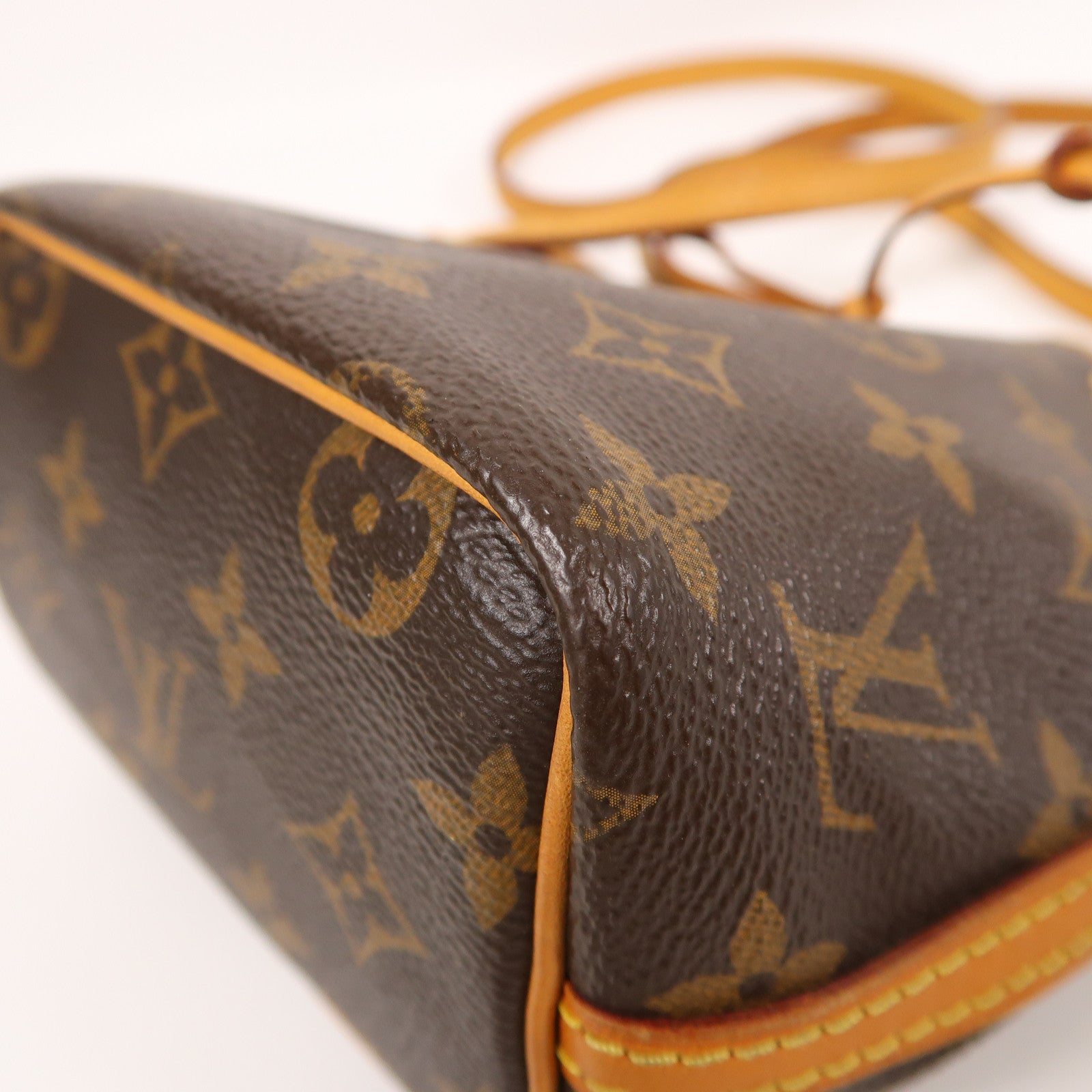 LOUIS VUITTON Monogram Nano Noe金扣肩背袋棕色
