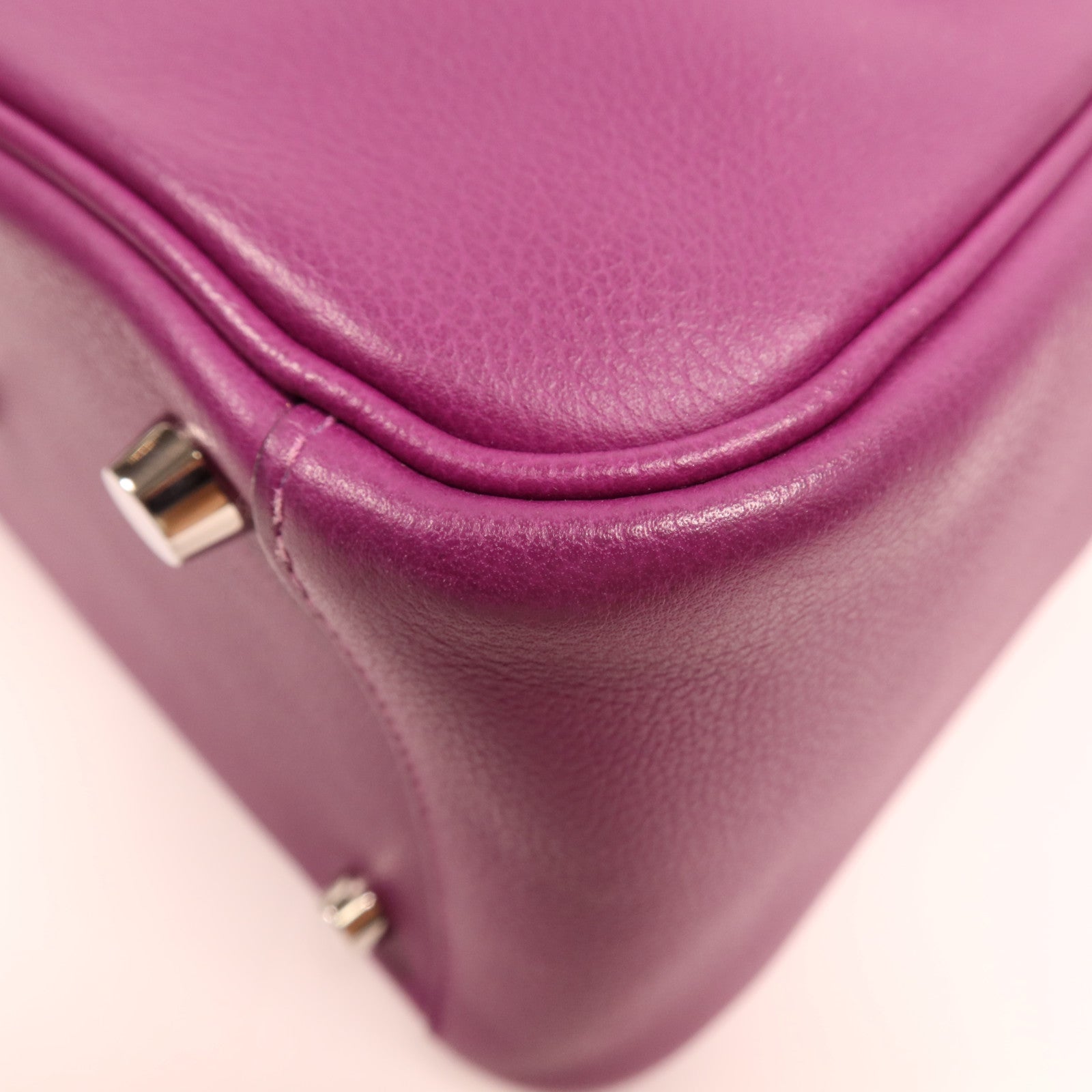 HERMES Evercolor皮革Lindy 26銀扣手挽肩背兩用袋Anemone