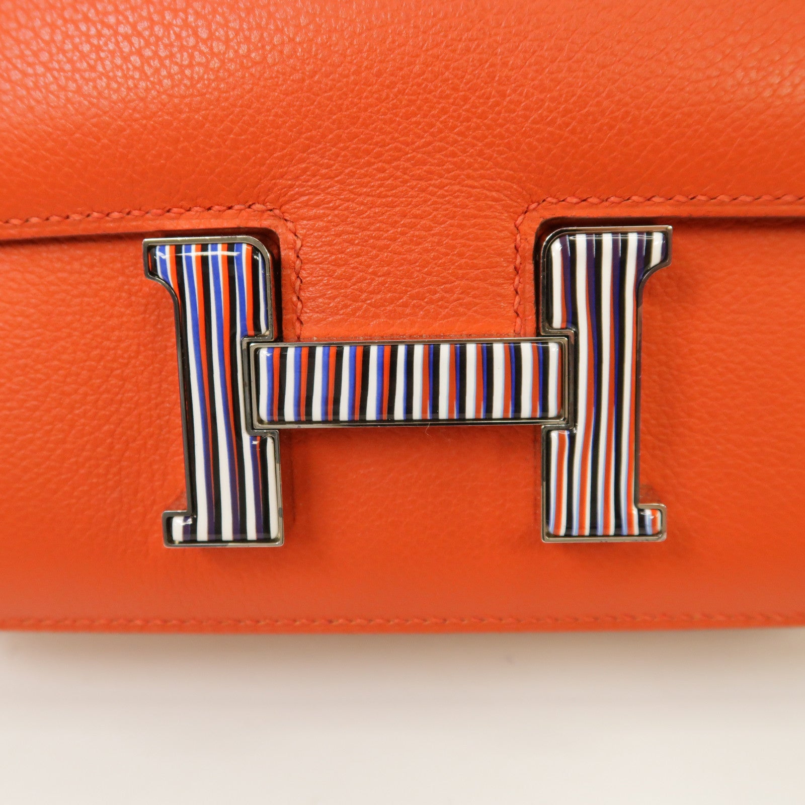 HERMES Evercolor皮革Constance Mini銀扣肩背袋Capucine橙色