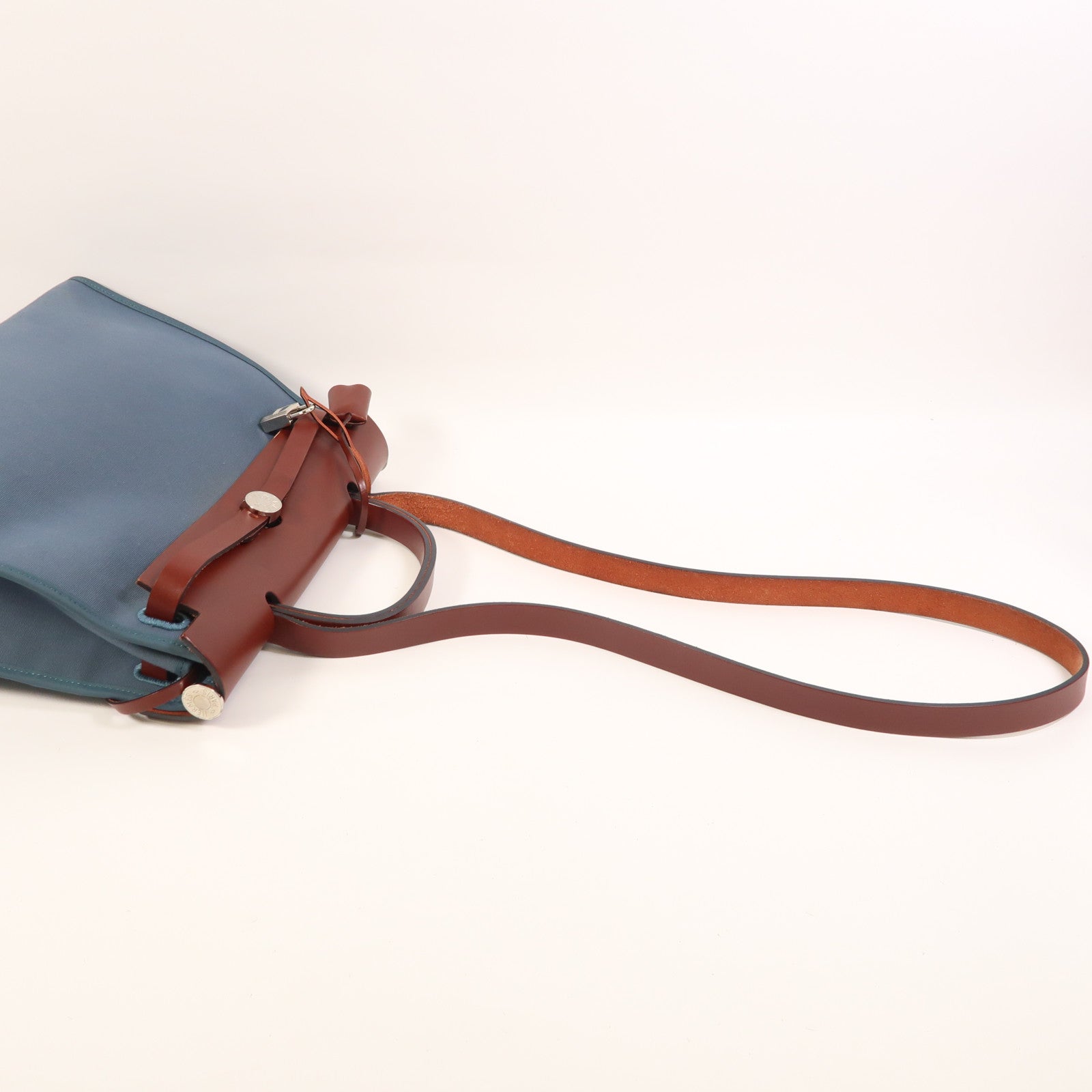 HERMES 帆布Herbag PM銀扣手挽肩背兩用袋Bleu Tempete/Rouge H