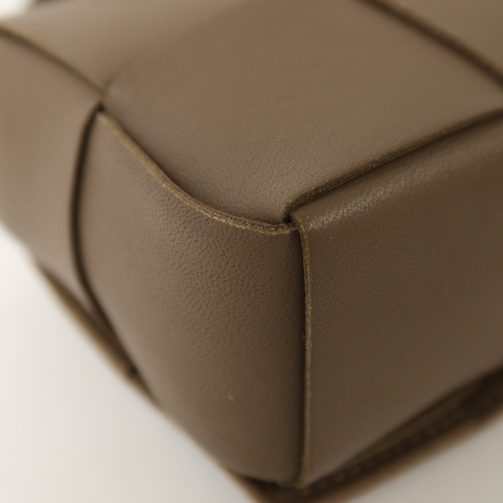 BOTTEGA VENETA 羊皮皮革Candy Cassette肩背袋
