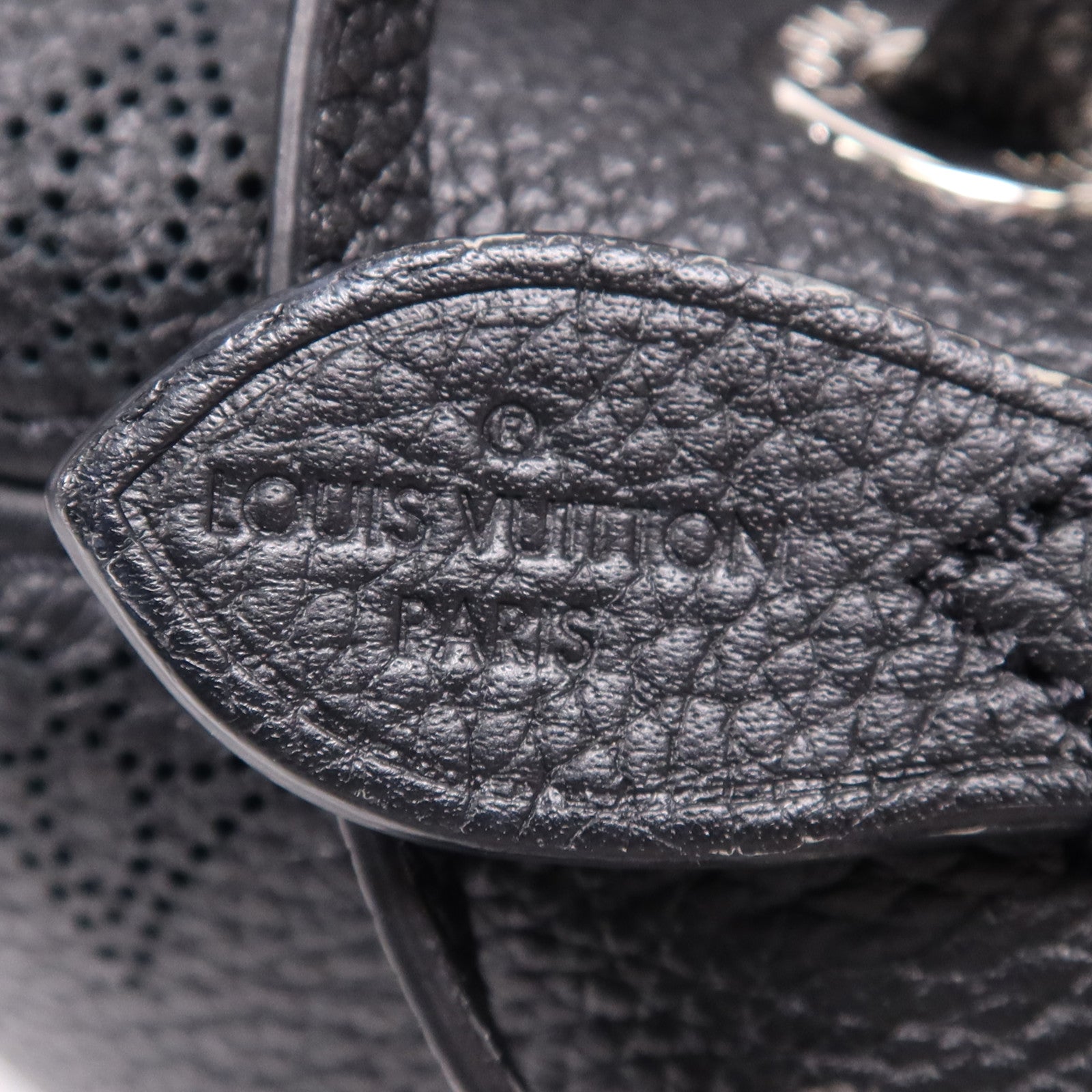 LOUIS VUITTON Mahina Bella銀扣手挽肩背兩用袋