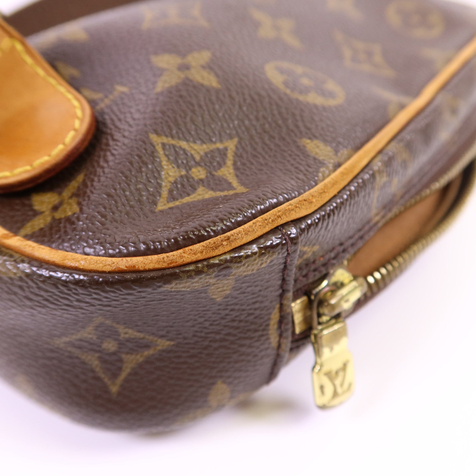 LOUIS VUITTON Monogram Pochette Gange金扣肩背袋