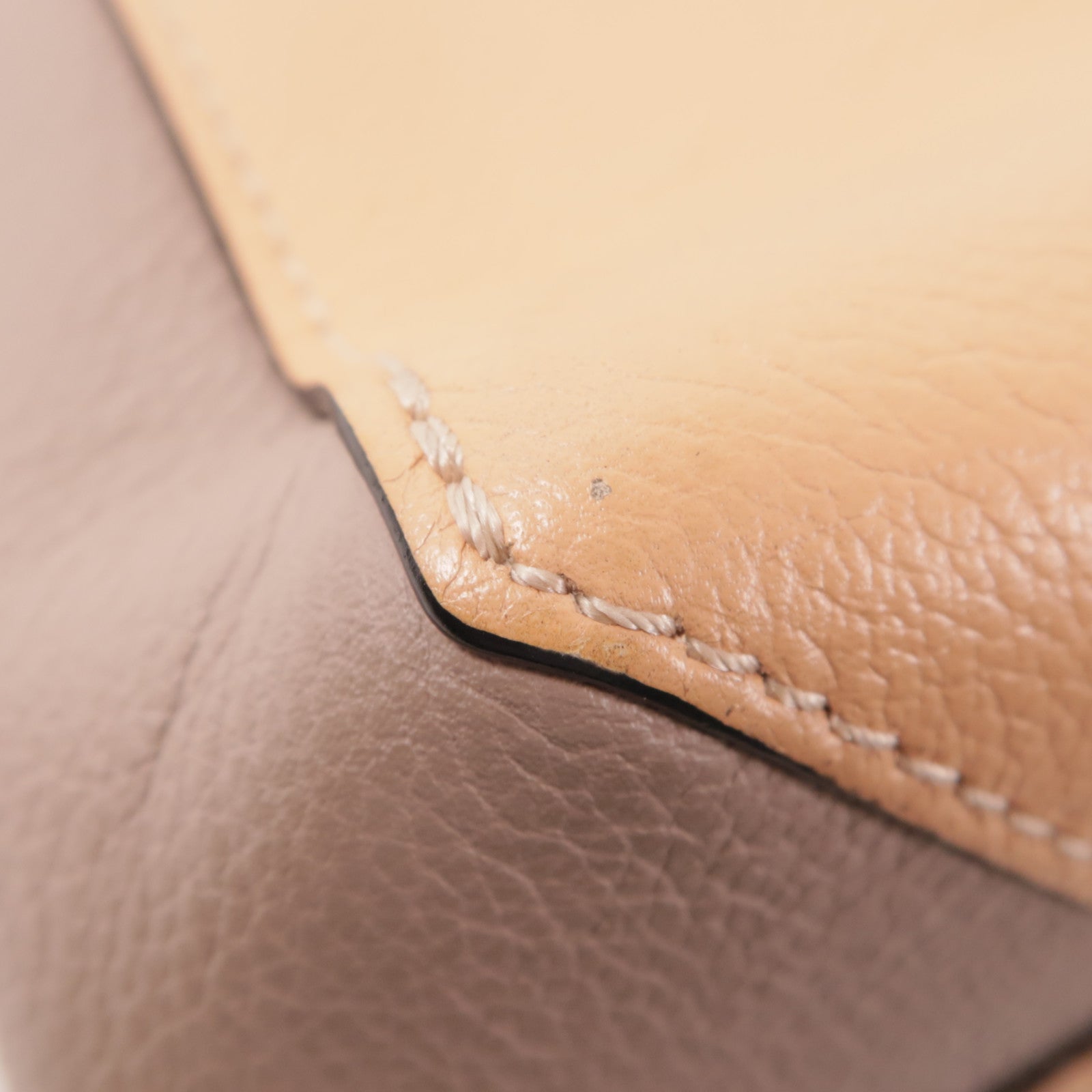 LOUIS VUITTON 牛皮皮革Lockme II BB銀扣鏈帶手挽肩背兩用袋