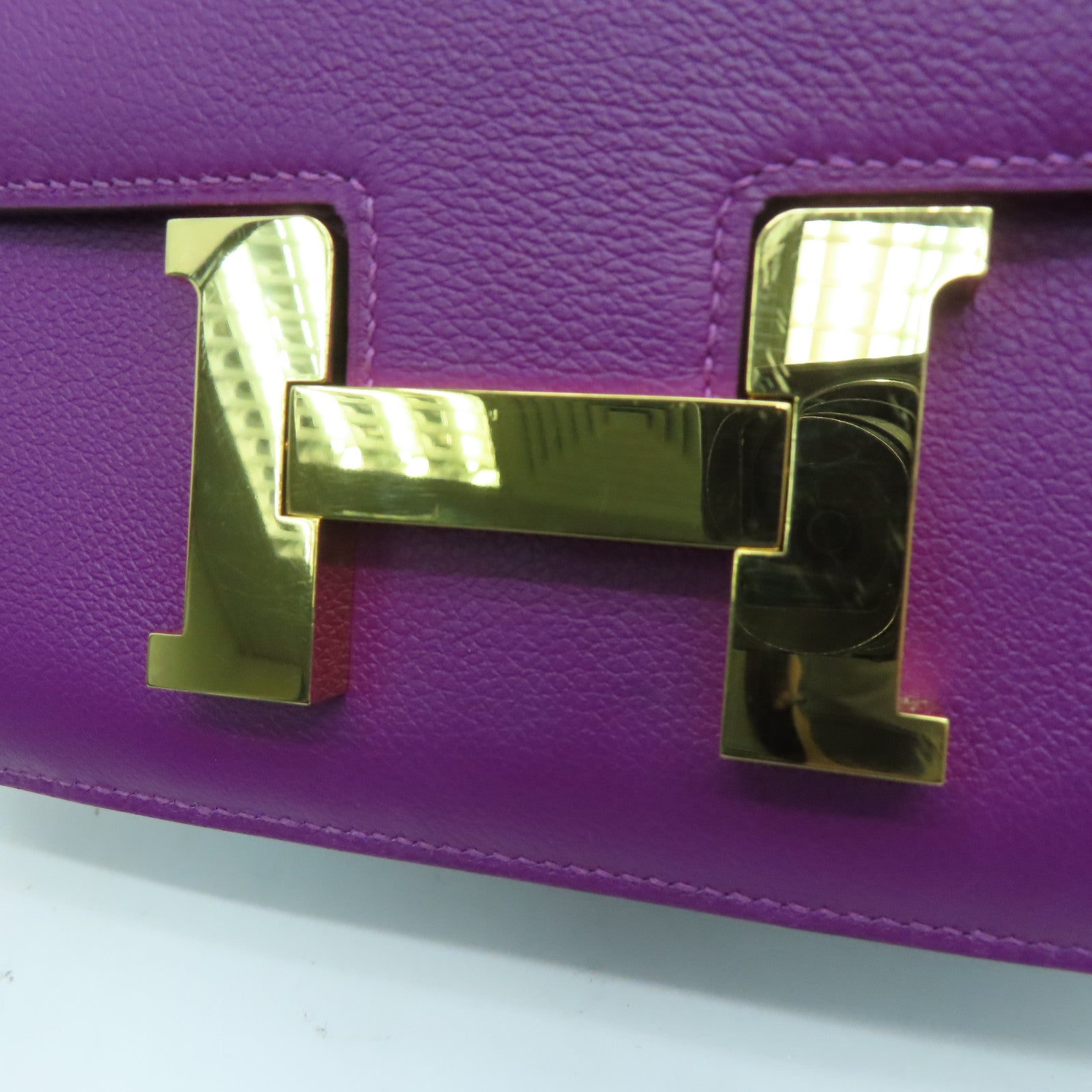 HERMES Evercolor Leather Constance 24 Gold Buckle Shoulder Bag Anemone/Purple