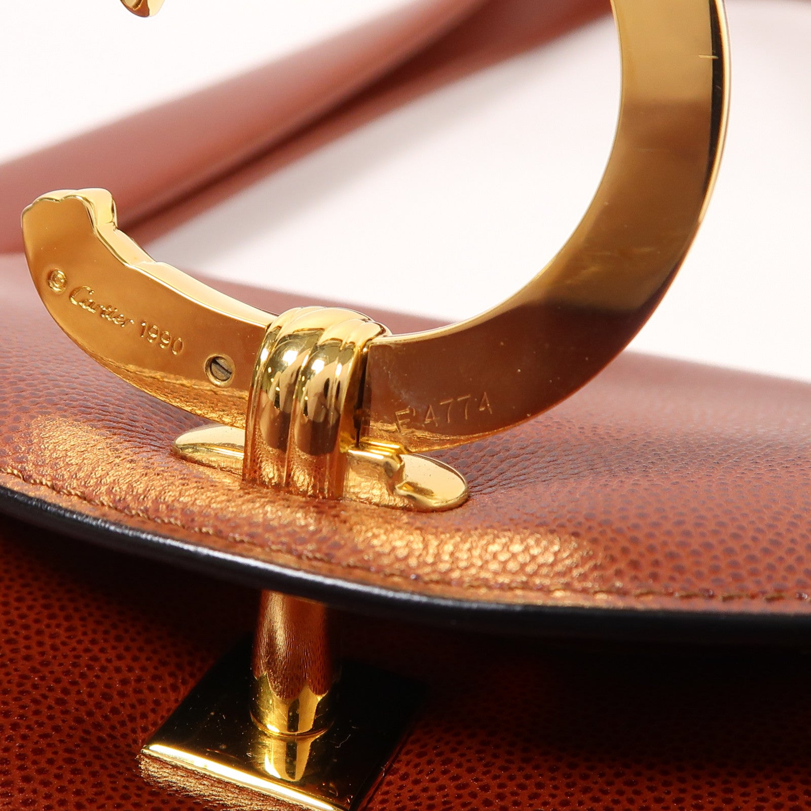 SELECTION 牛皮皮革Panthere Shoulder Bag金扣肩背袋