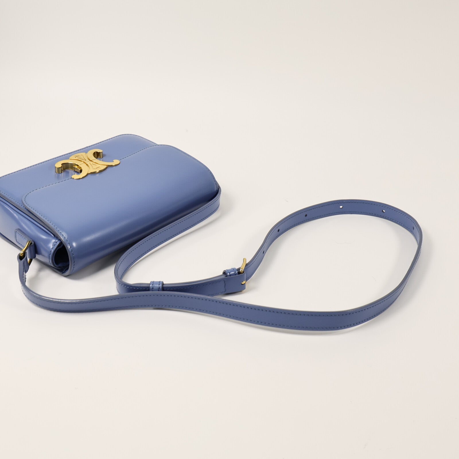 CELINE 牛皮皮革Teen Triomphe肩背袋