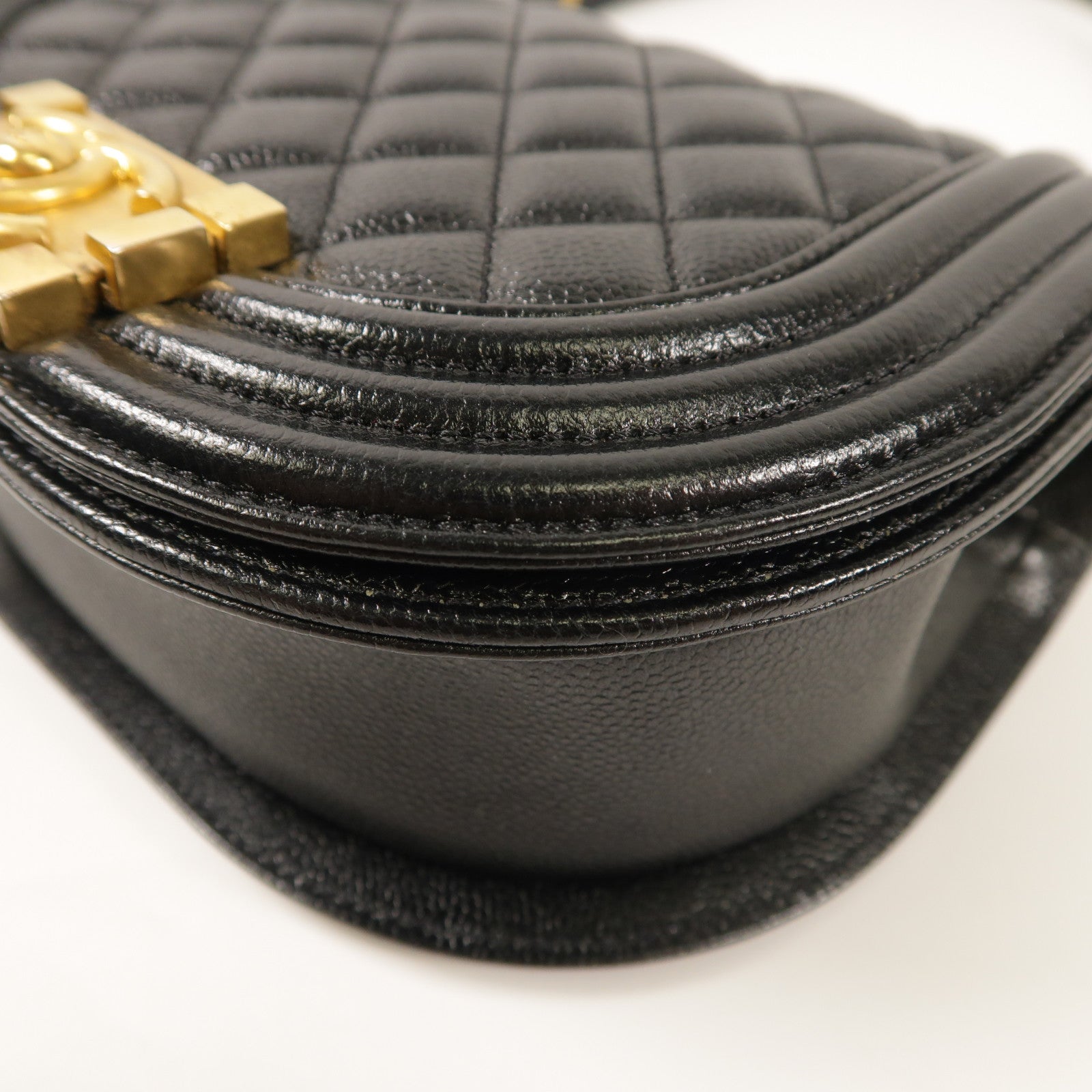 CHANEL 【激減優惠】牛皮皮革Boy金扣肩背袋