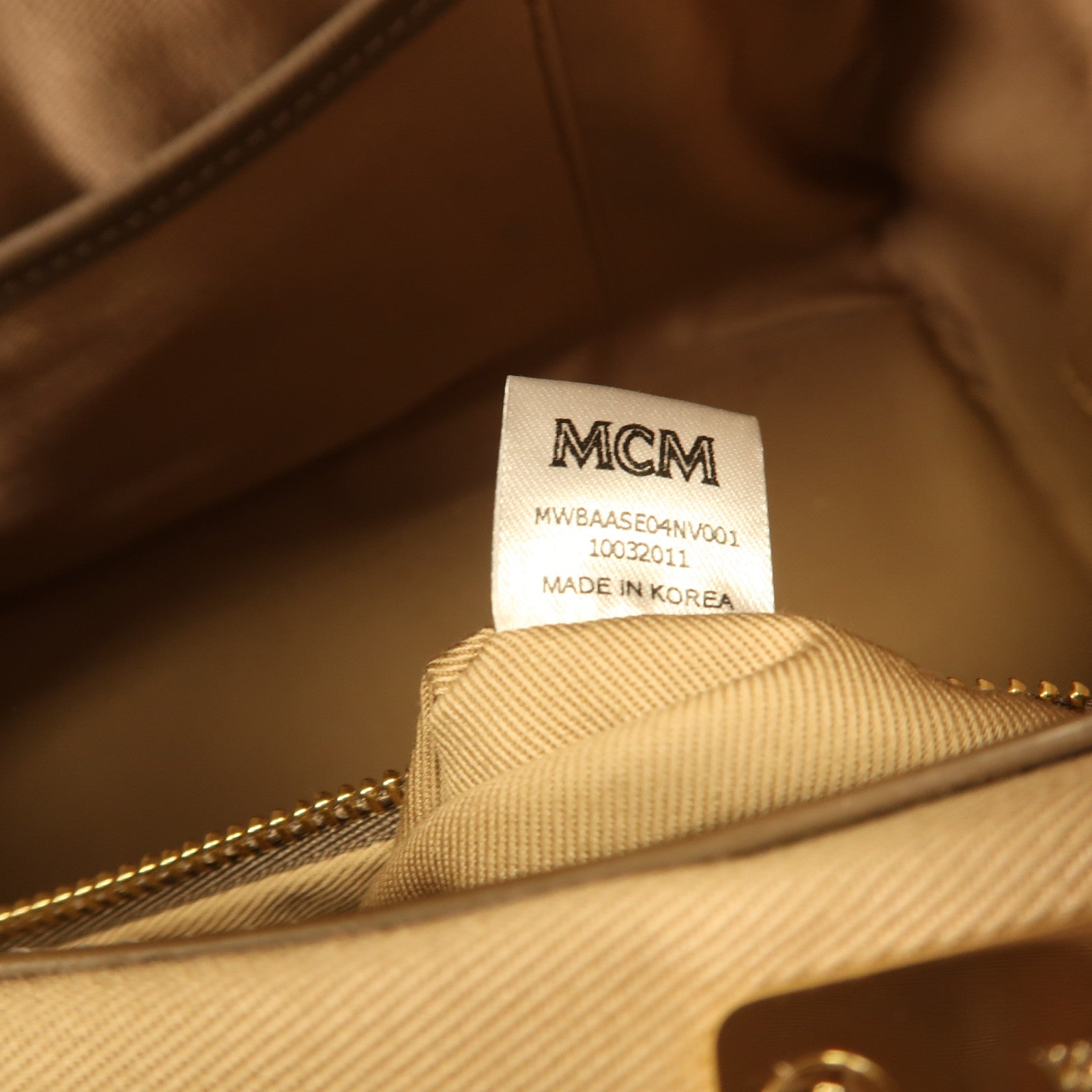 MCM 牛皮皮革Shoulder Bag金扣手挽肩背兩用袋