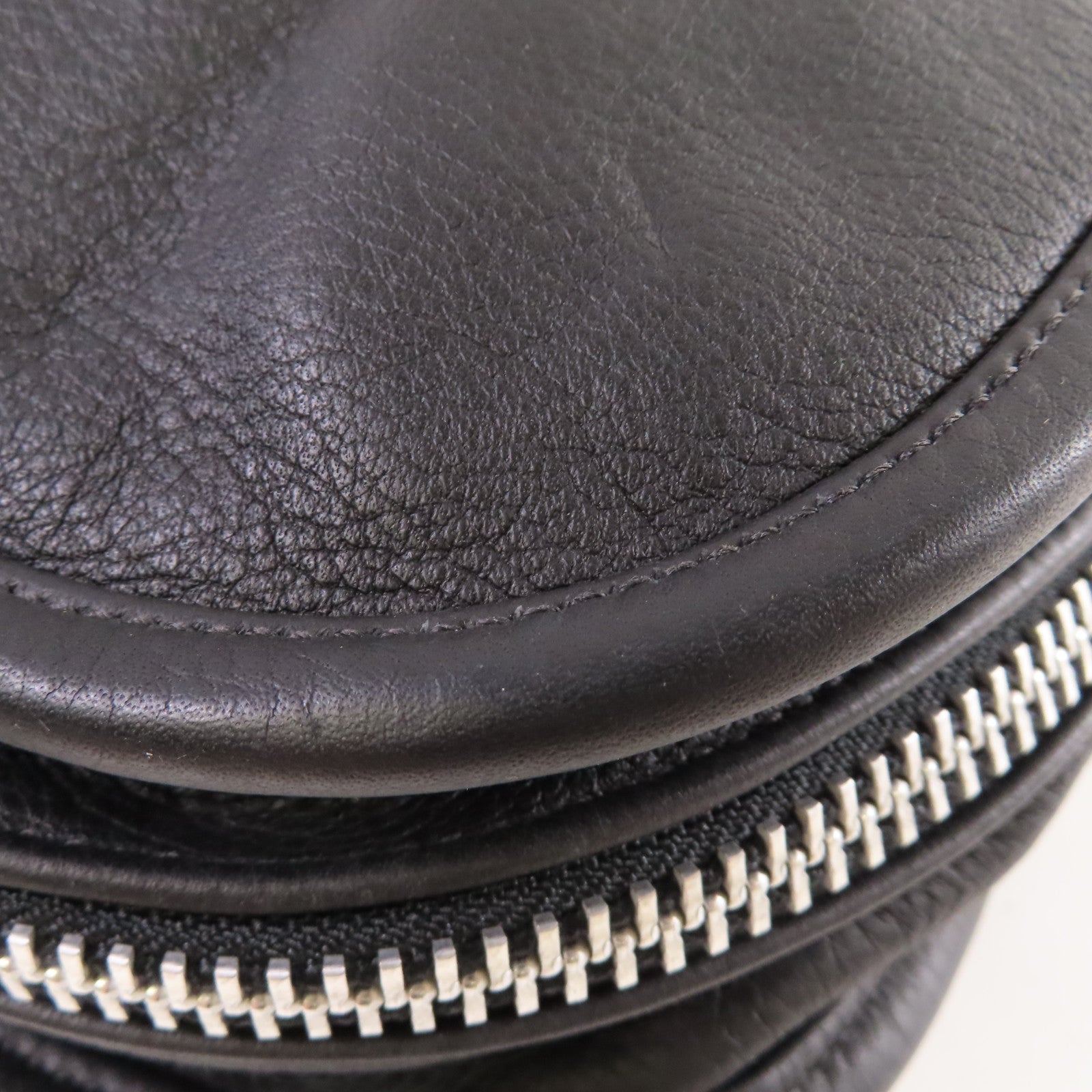 CHROME HEARTS 牛皮皮革Shoulder Bag銀扣肩背袋黑色