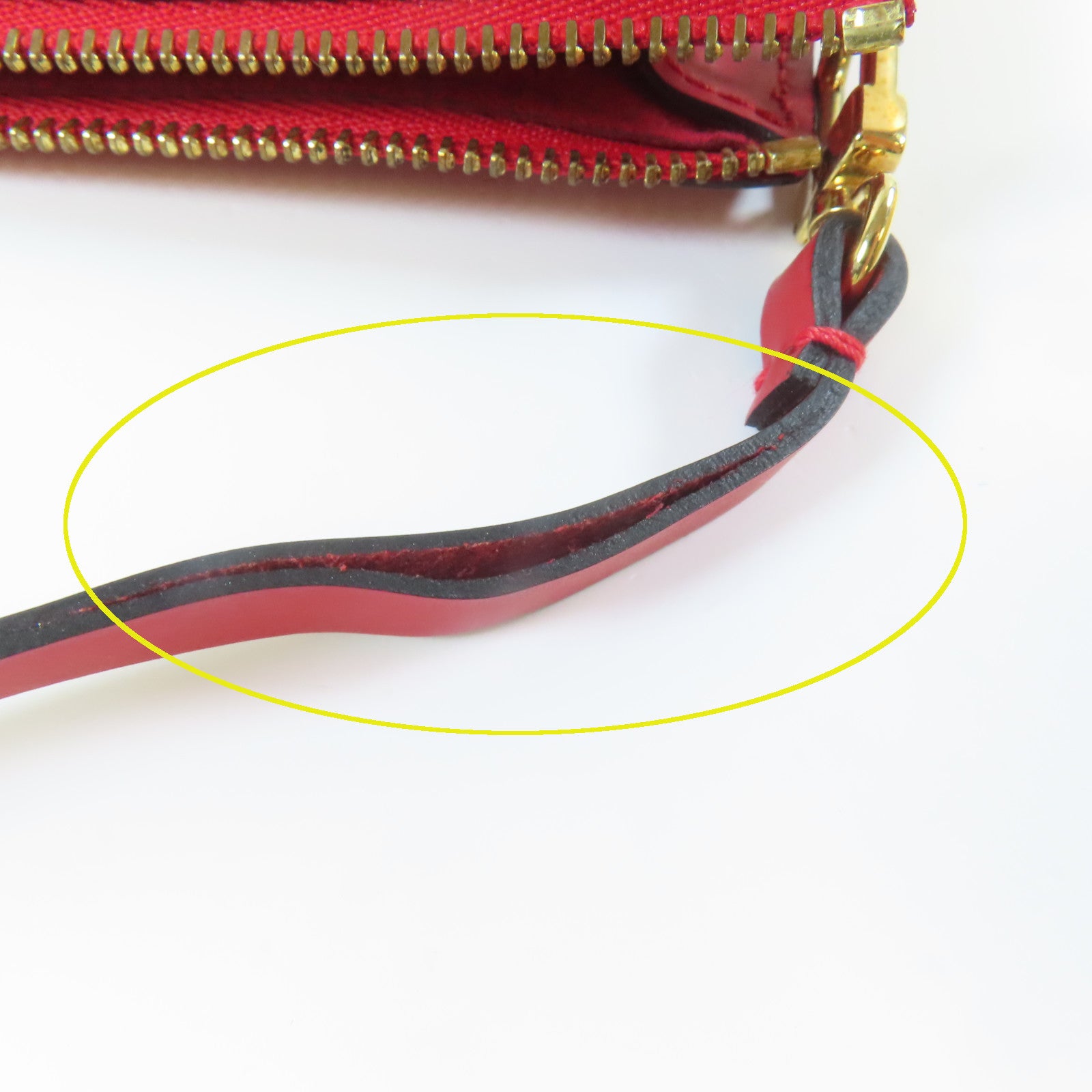 LOUIS VUITTON Epi Pochette Accessories金扣手挽袋紅色