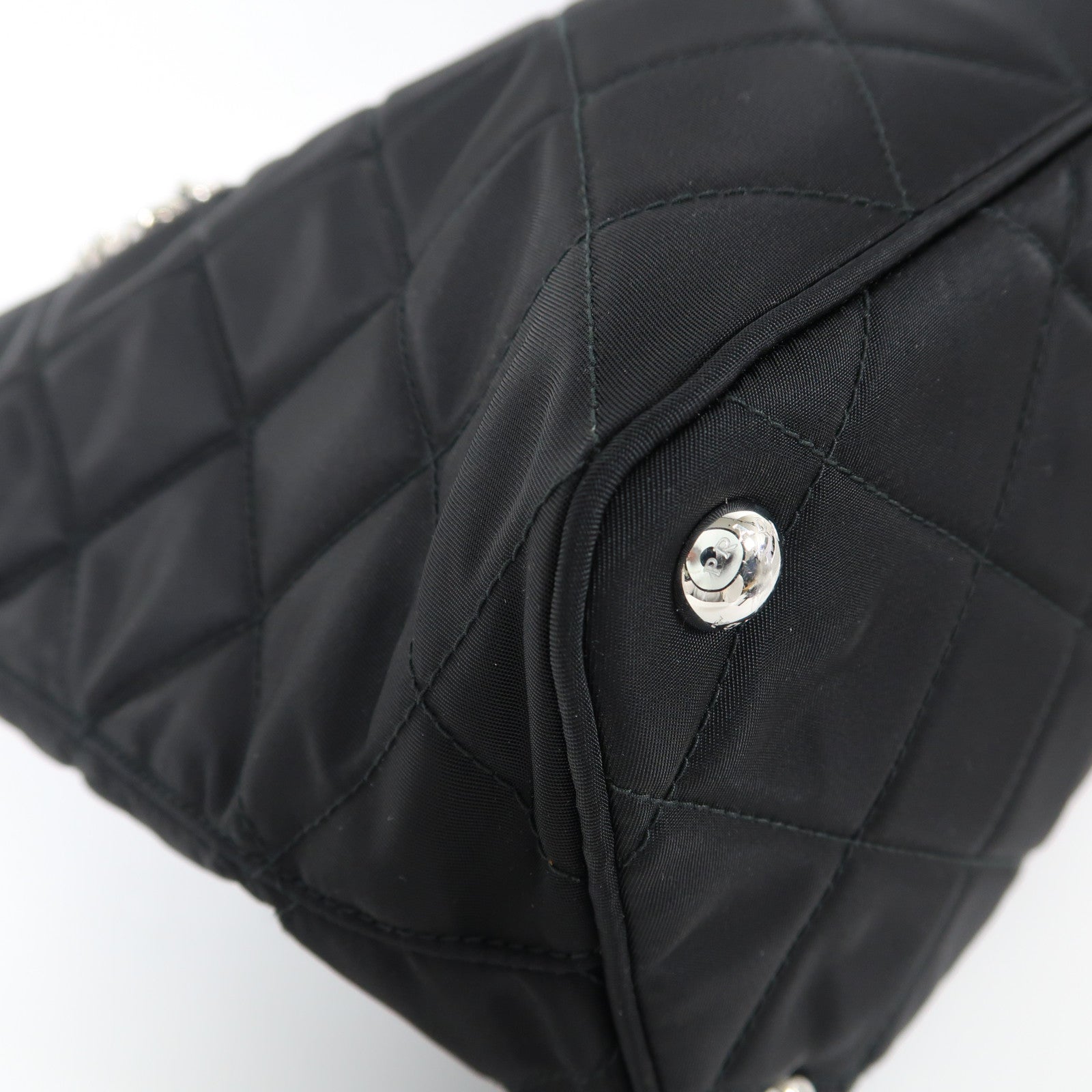PRADA 尼龍Shoulder Bag銀扣鏈帶肩背袋
