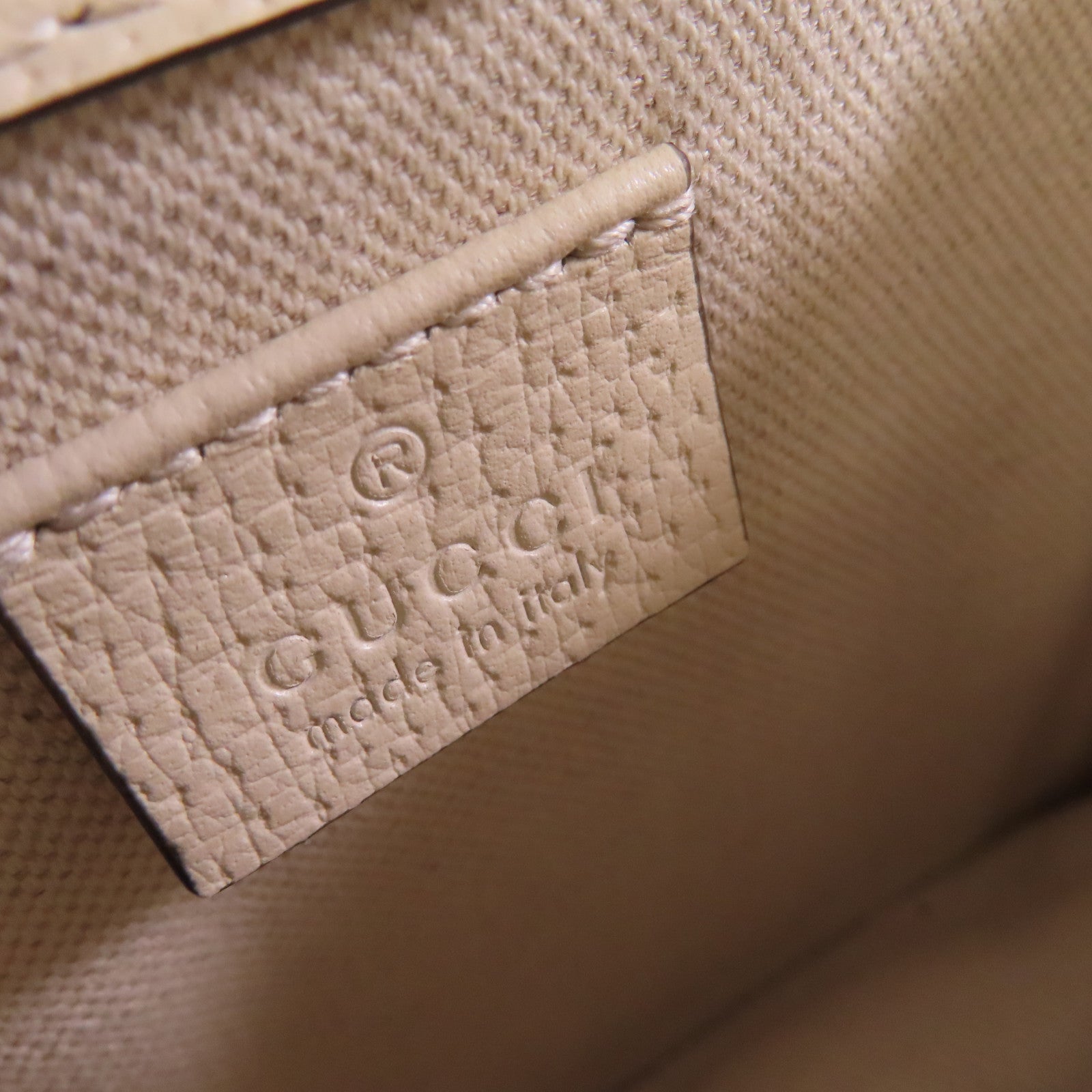 GUCCI 【激減優惠】牛皮皮革Dionysus Mini Shoulder Bag銀扣鏈帶肩背袋米白色