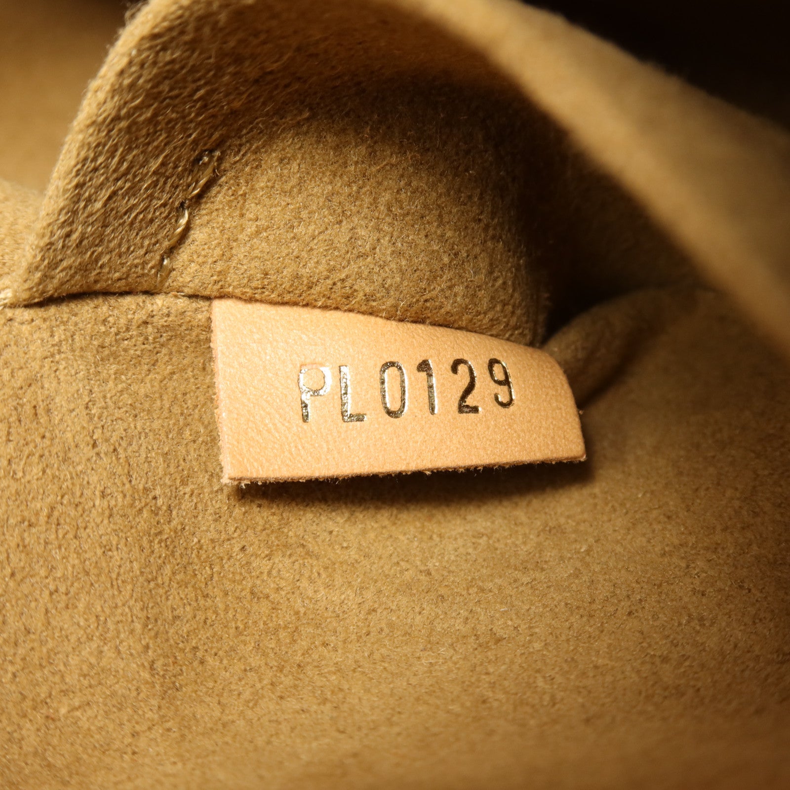 LOUIS VUITTON Monogram Boite Chapeau Souple MM金扣肩背袋