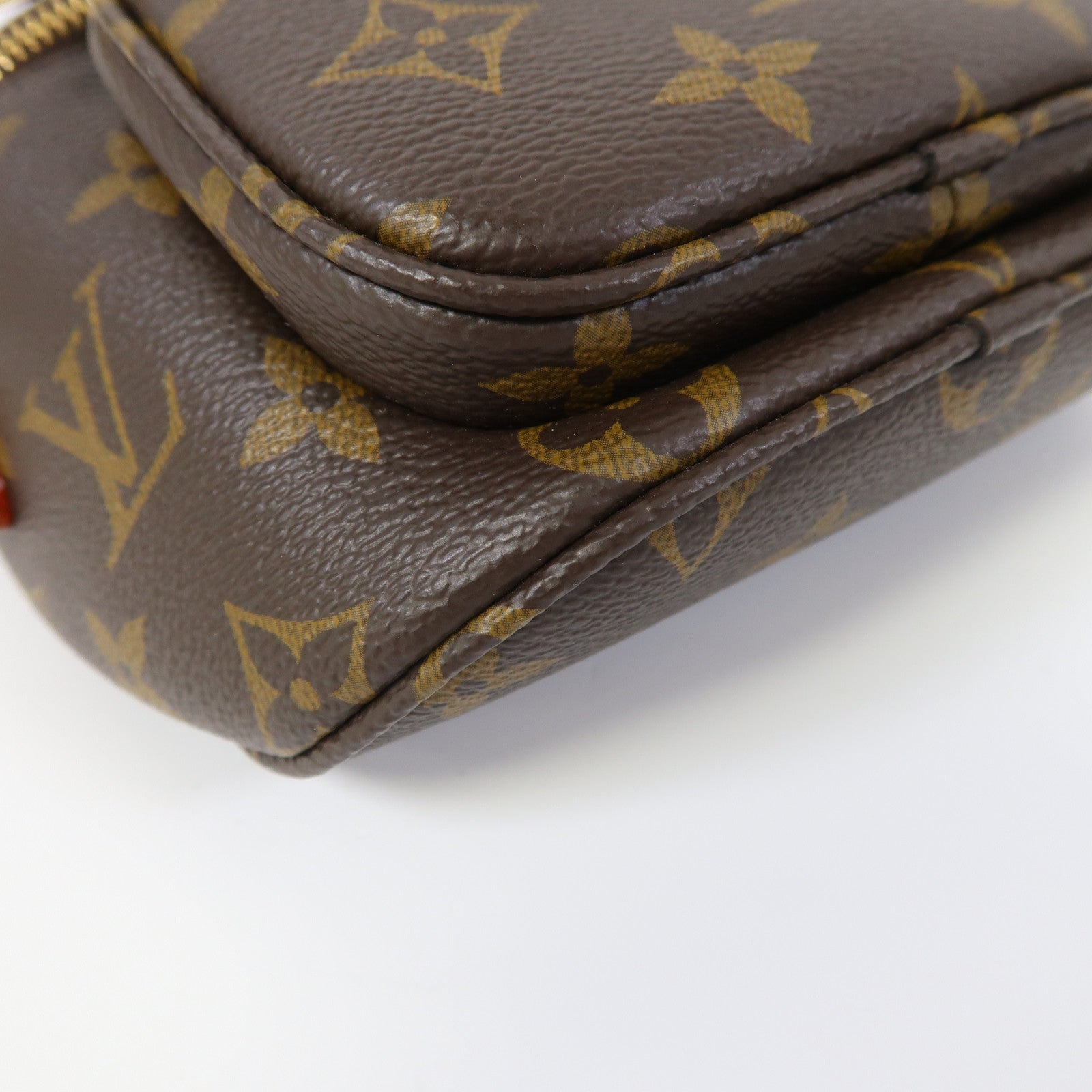 LOUIS VUITTON Monogram Mini Bumbag金扣肩背袋啡色