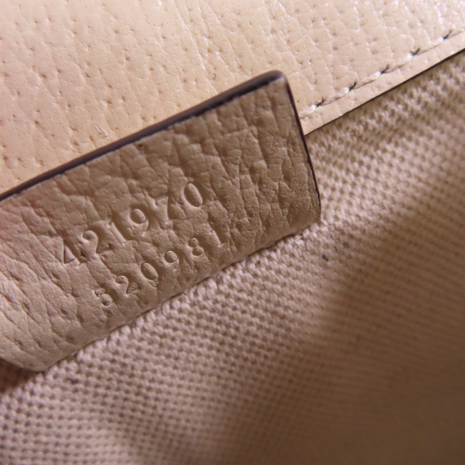 GUCCI 【激減優惠】牛皮皮革Dionysus Mini Shoulder Bag銀扣鏈帶肩背袋米白色