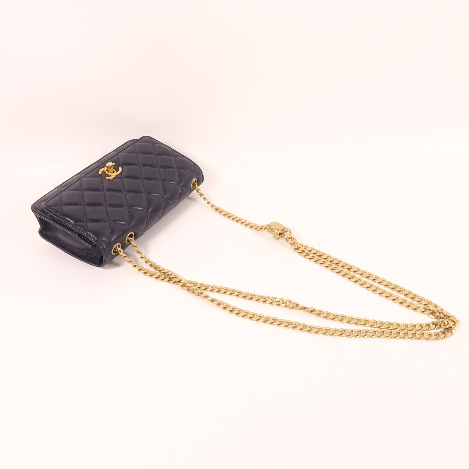 CHANEL 羊皮皮革WOC金扣鏈帶肩背袋藍色