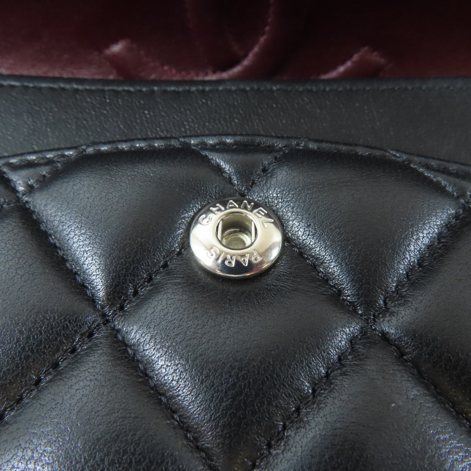 CHANEL 【激減優惠】菱格羊皮皮革Classic 25cm銀扣鏈帶肩背袋黑色